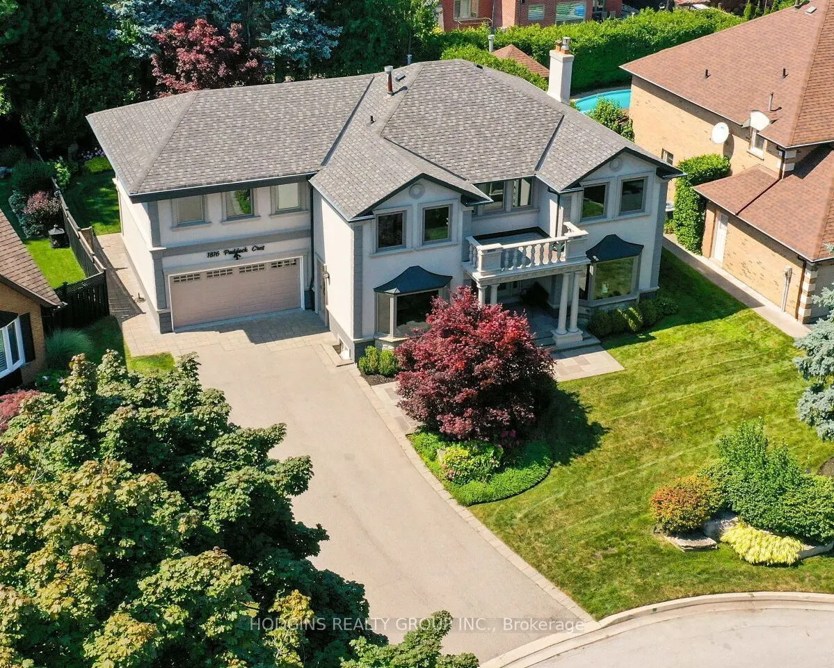 1816 Paddock Crescent