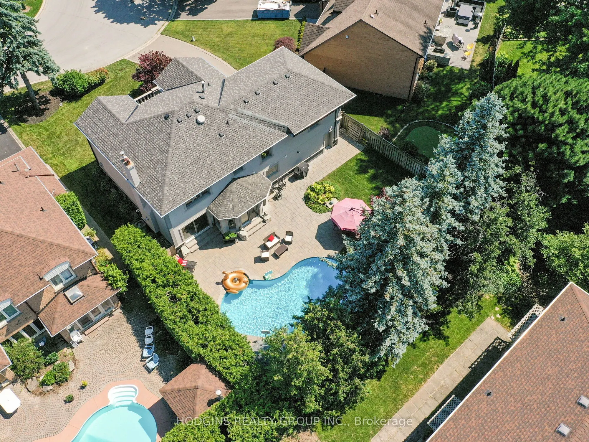 1816 Paddock Crescent