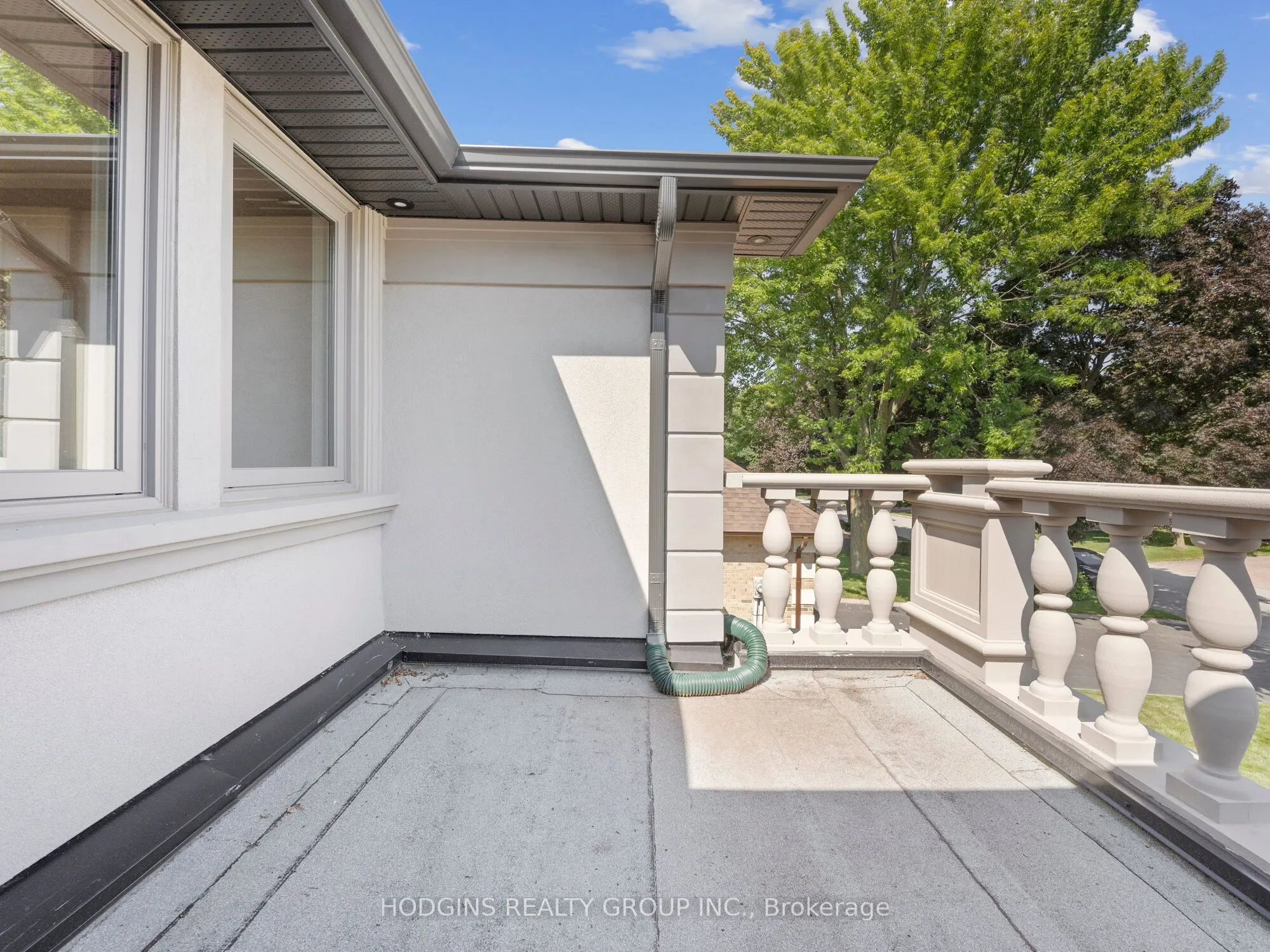 1816 Paddock Crescent