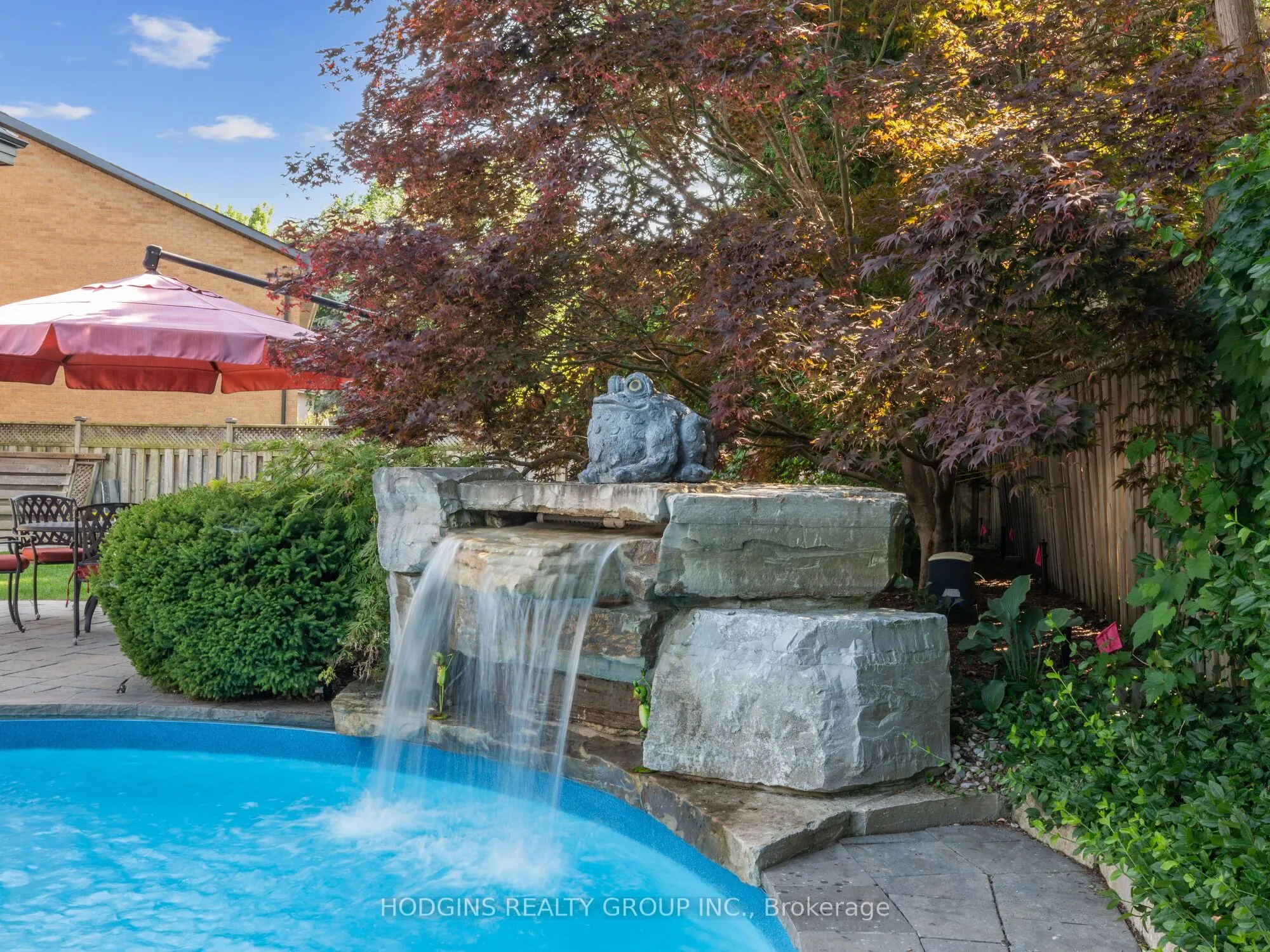 1816 Paddock Crescent