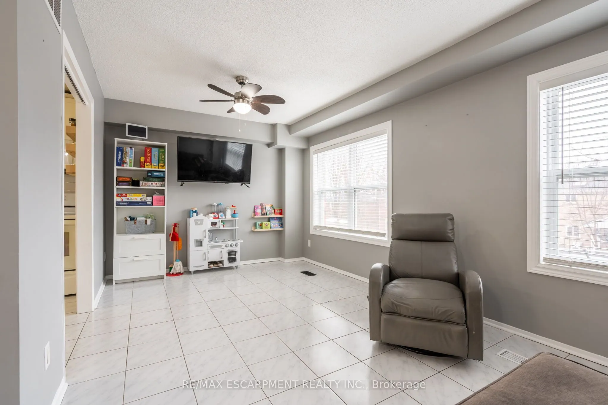 2118 PELEE Boulevard