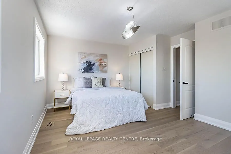 3 Lake Louise Drive