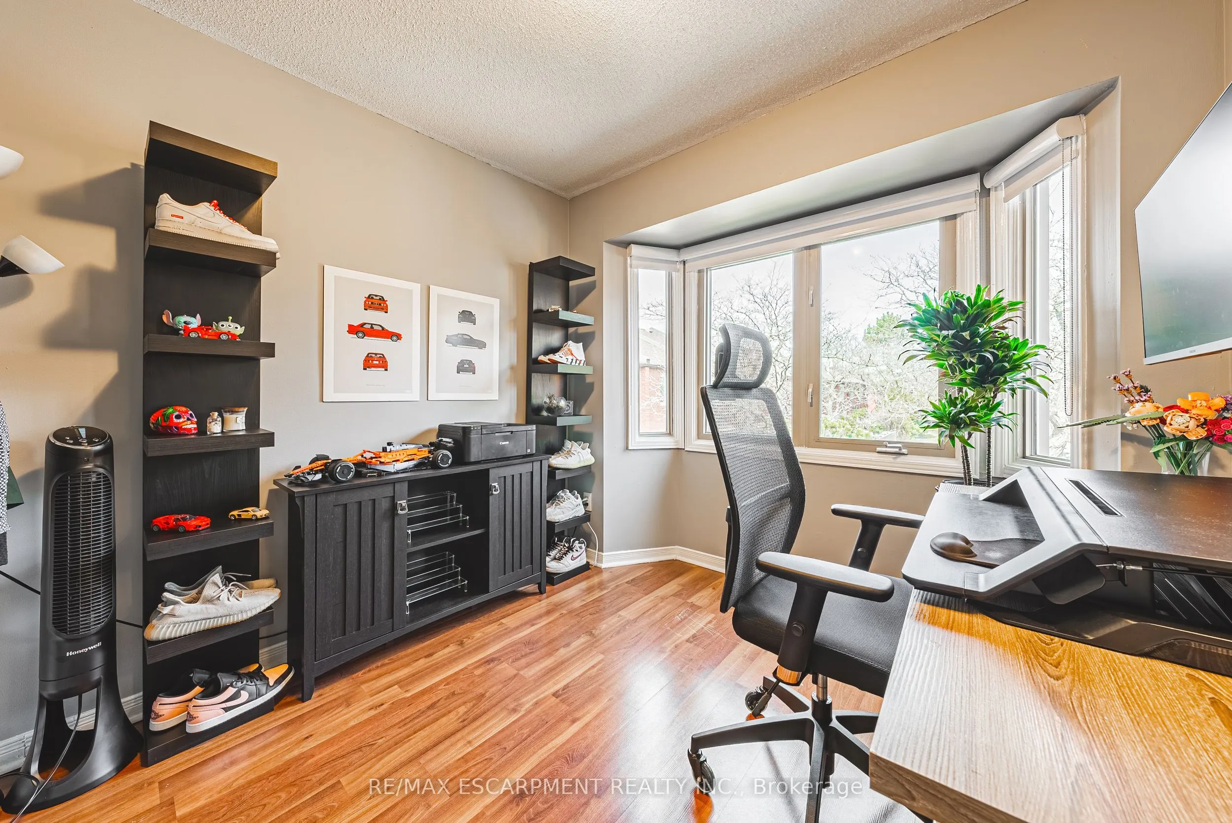 895 Maple Avenue, #116