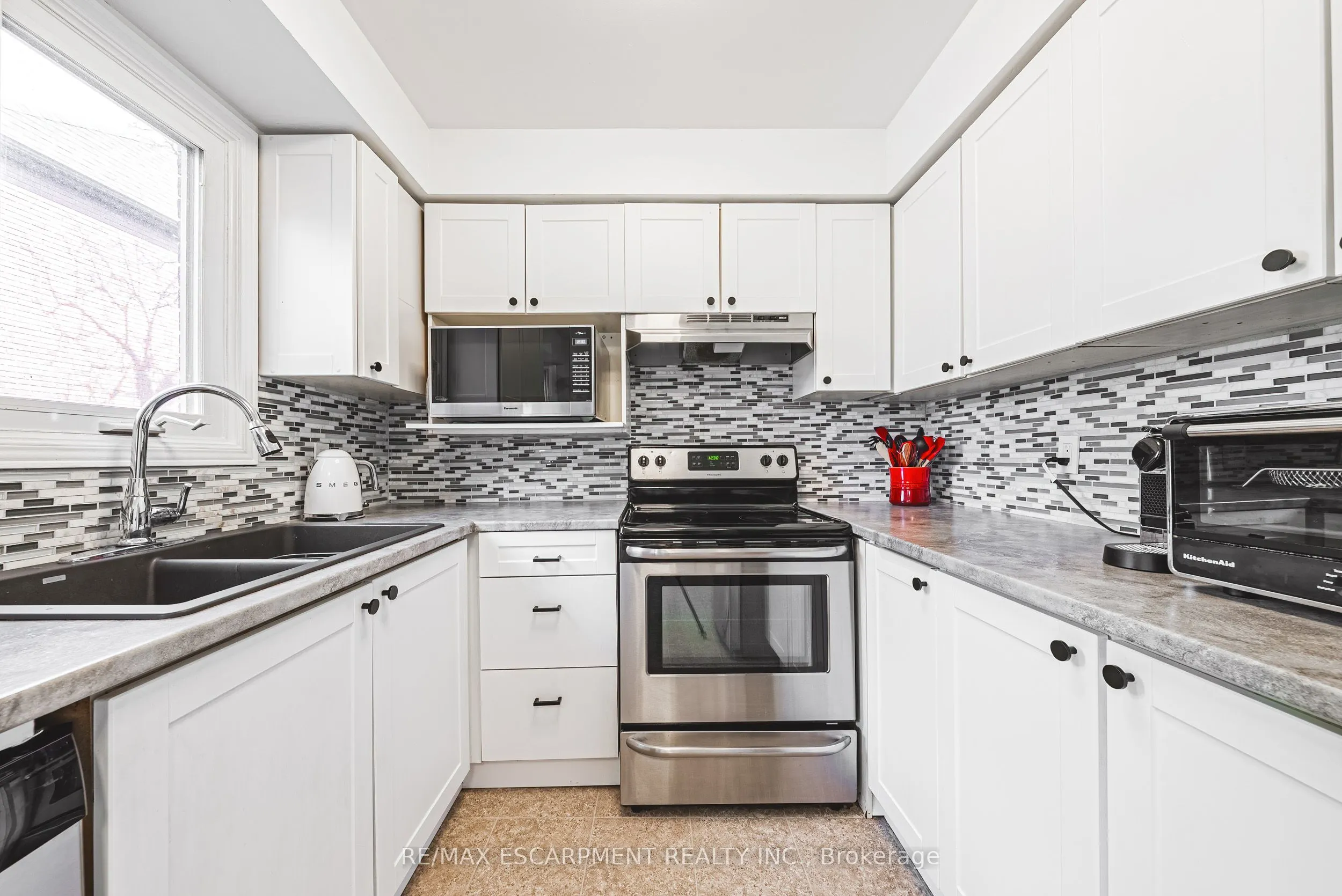 895 Maple Avenue, #116