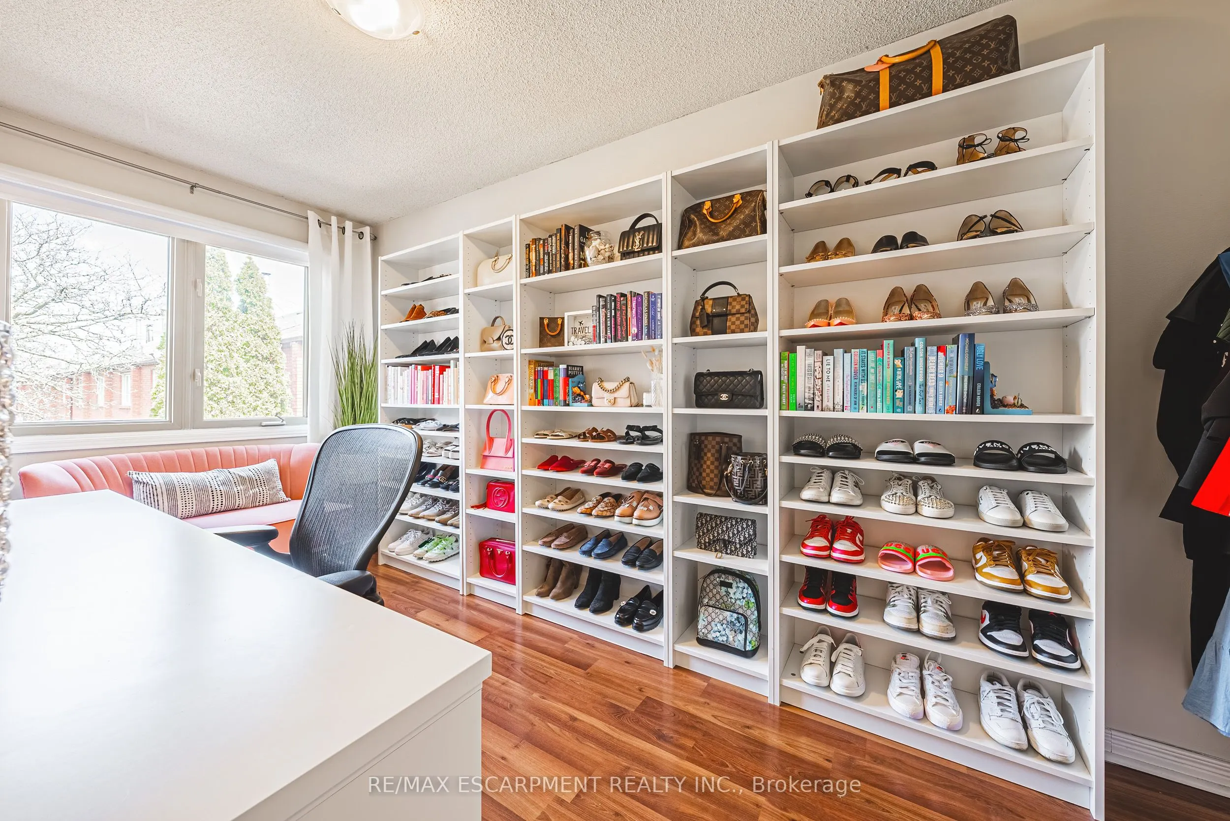 895 Maple Avenue, #116