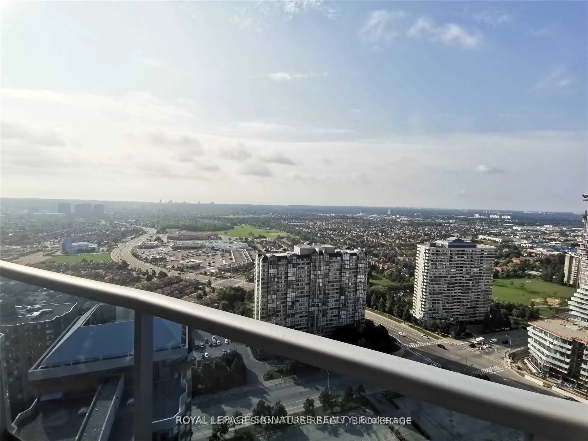 330 Burnhamthorpe Road W, #Ph01