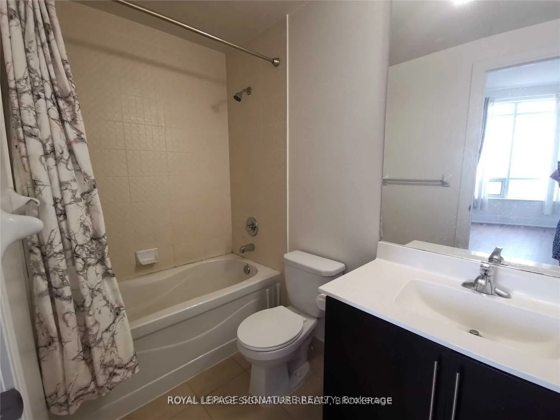 330 Burnhamthorpe Road W, #Ph01