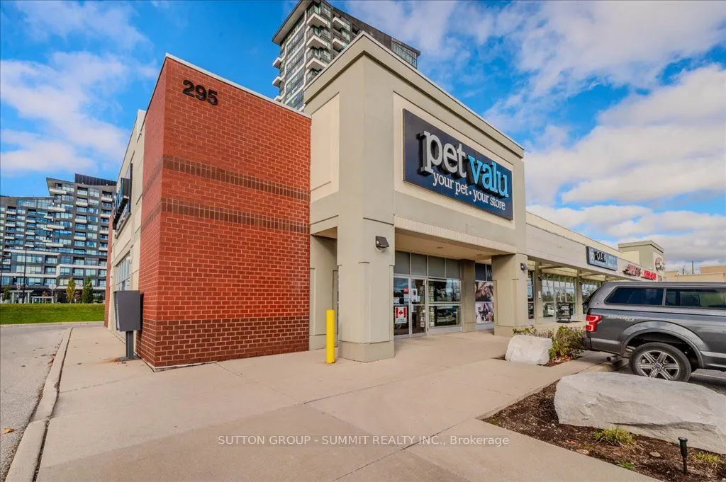 297 Oak Walk Drive, #802