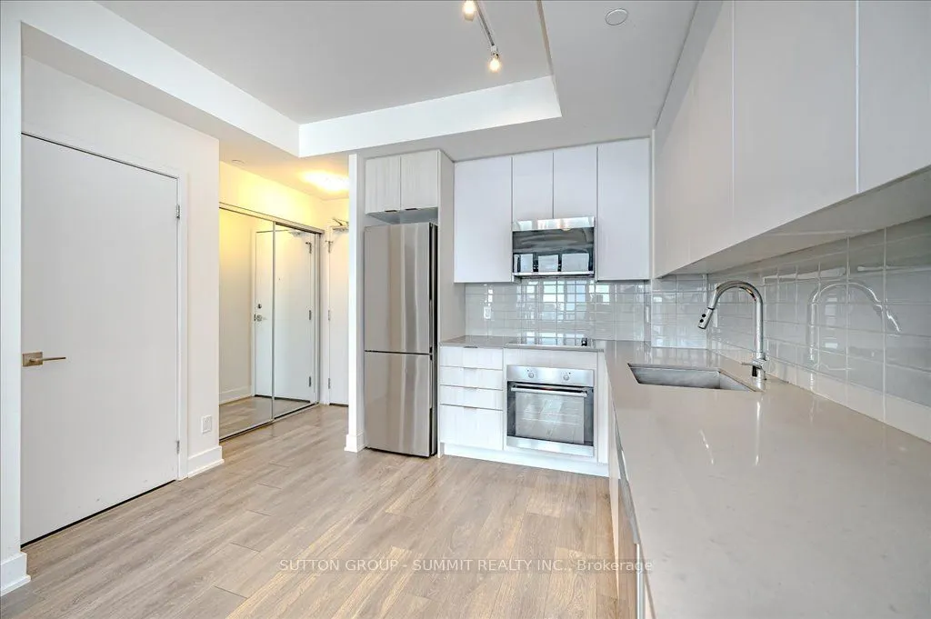 297 Oak Walk Drive, #802