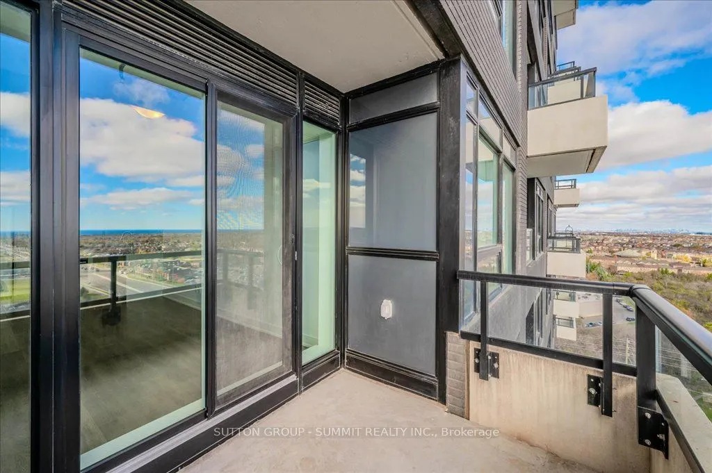 297 Oak Walk Drive, #802