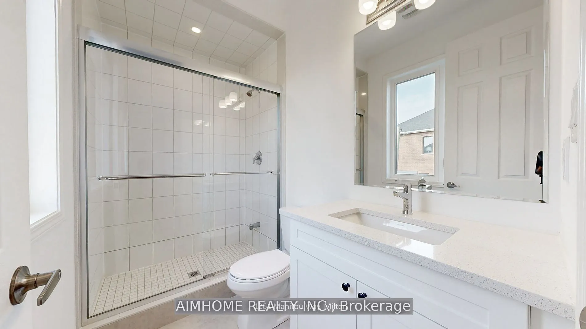 1261 Manitou Way