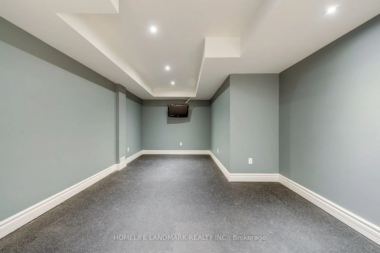 214 Waneta Drive
