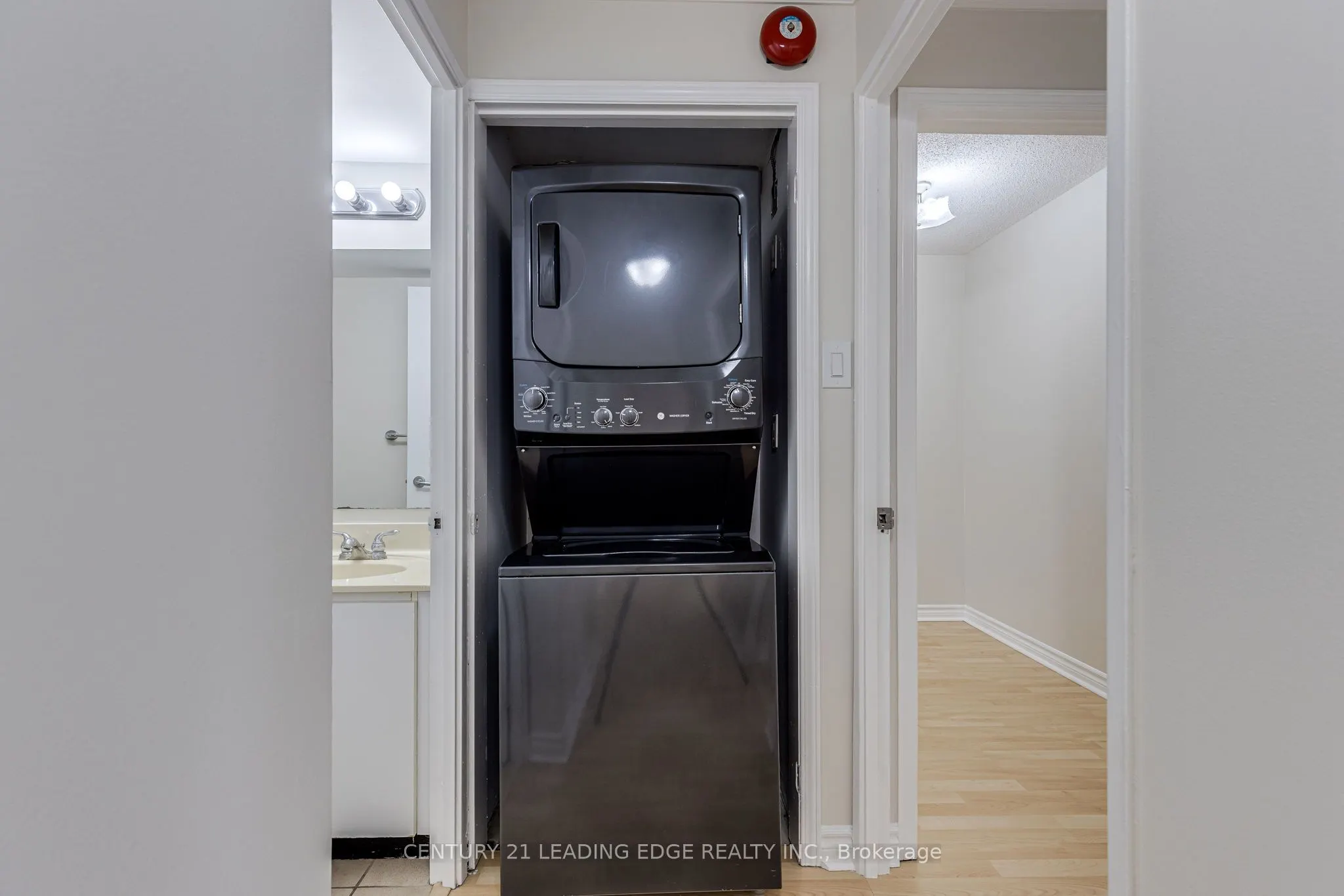 1485 Lakeshore Road E, #115