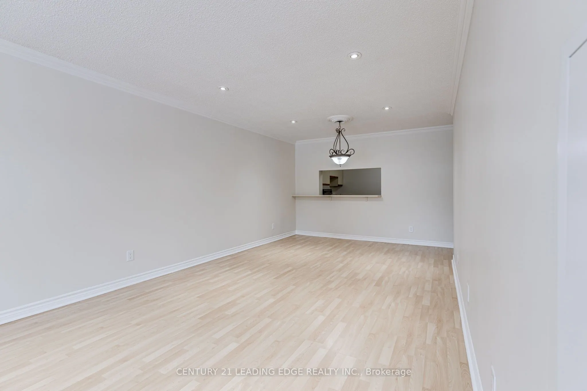 1485 Lakeshore Road E, #115