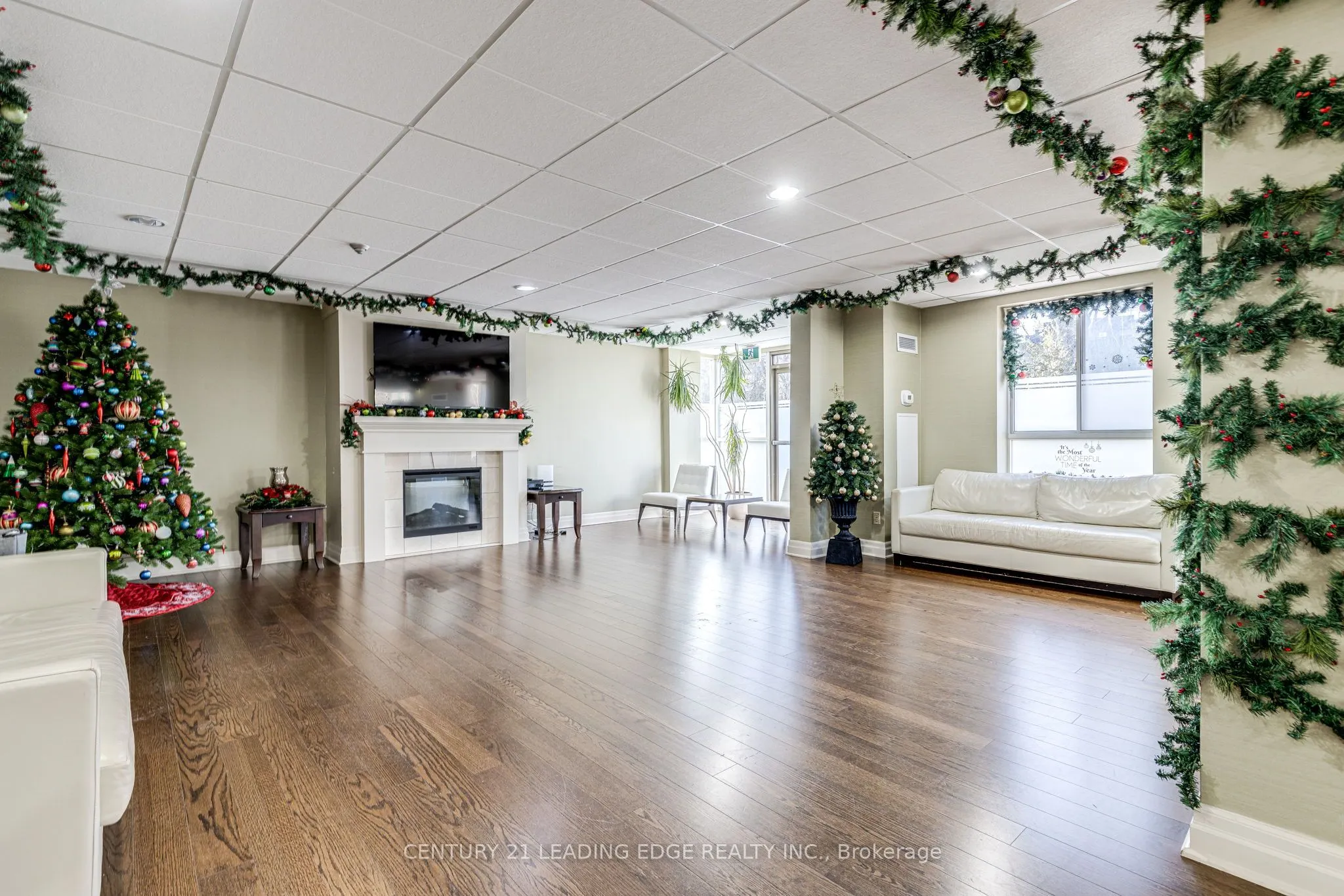 1485 Lakeshore Road E, #115