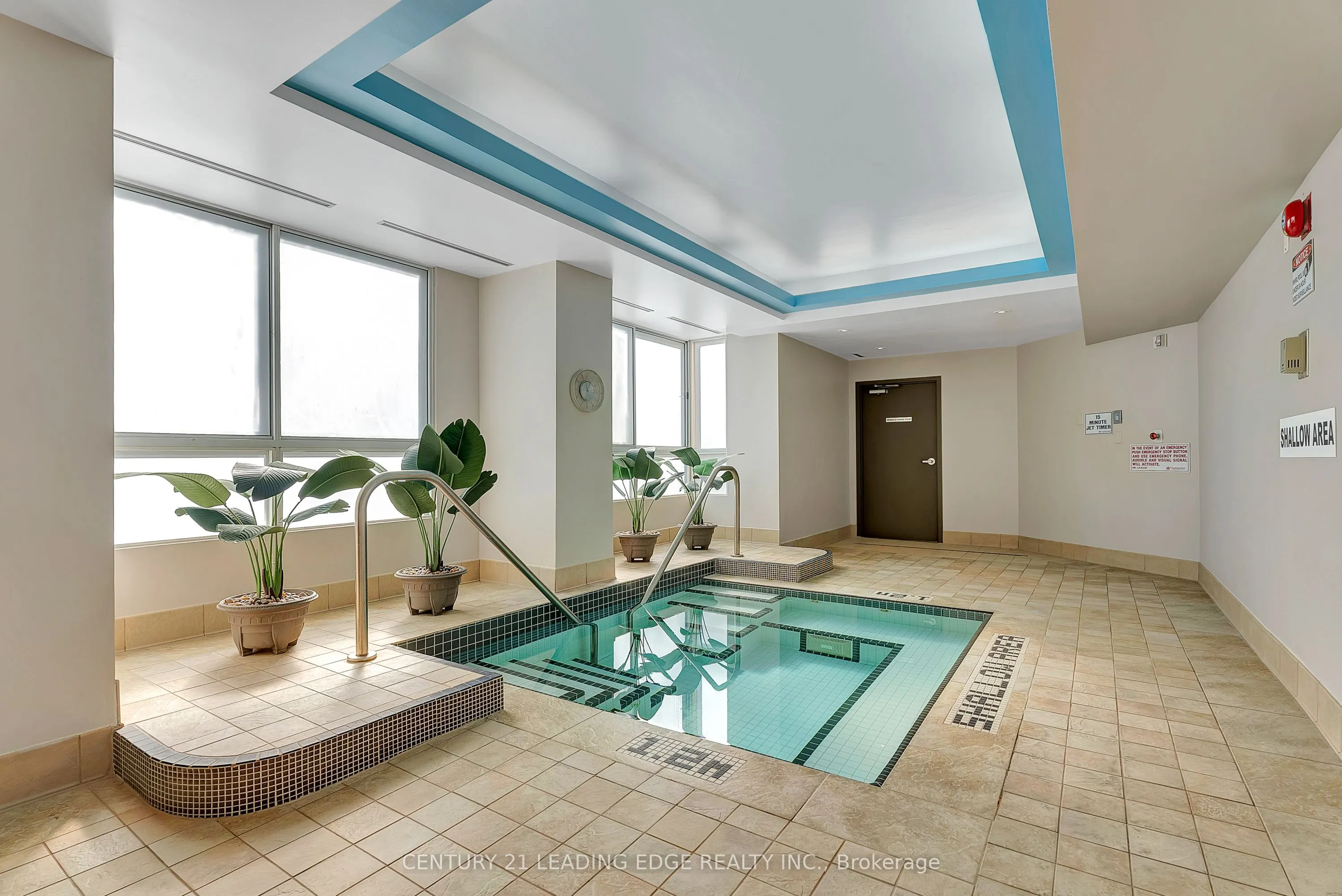 1485 Lakeshore Road E, #115