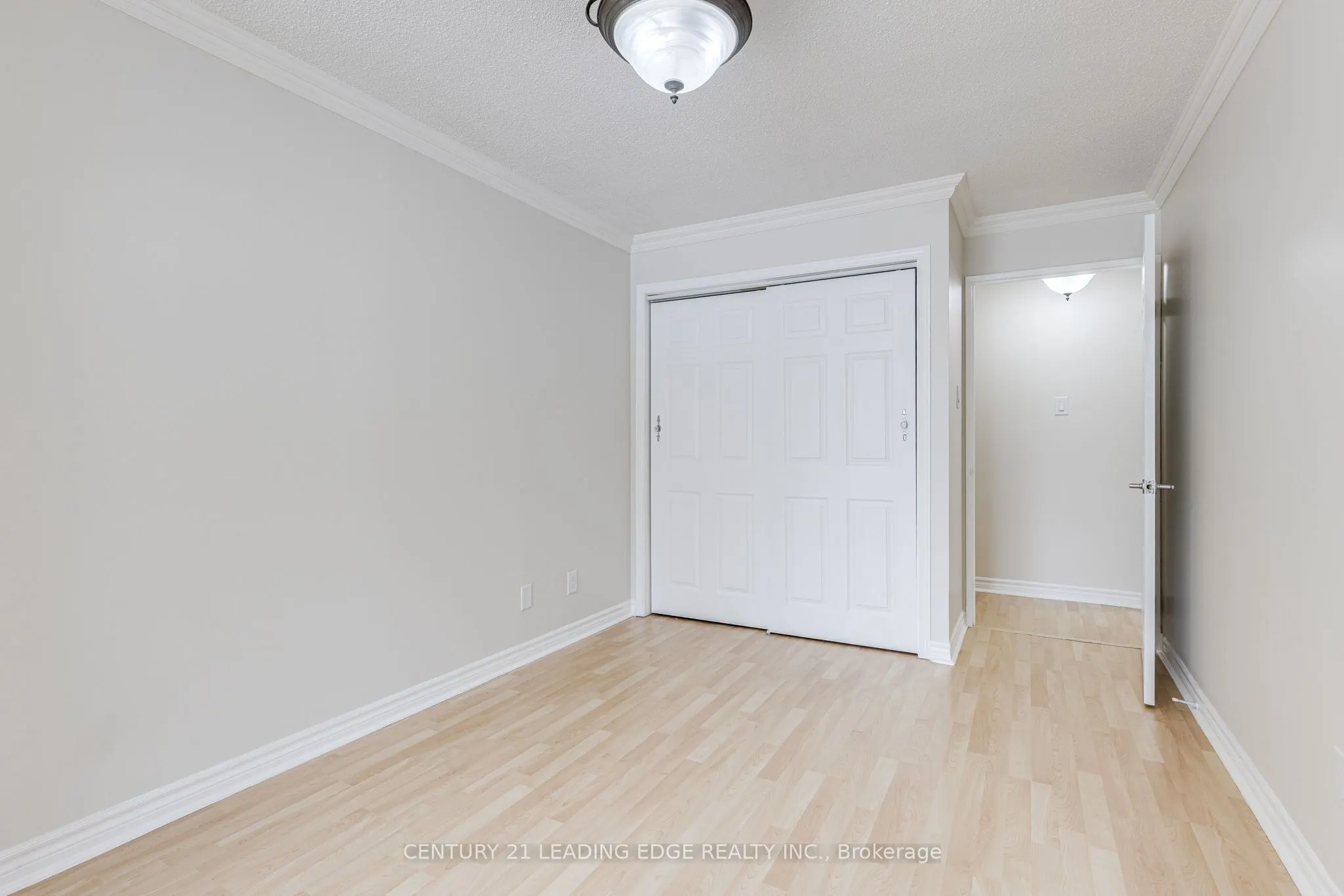 1485 Lakeshore Road E, #115