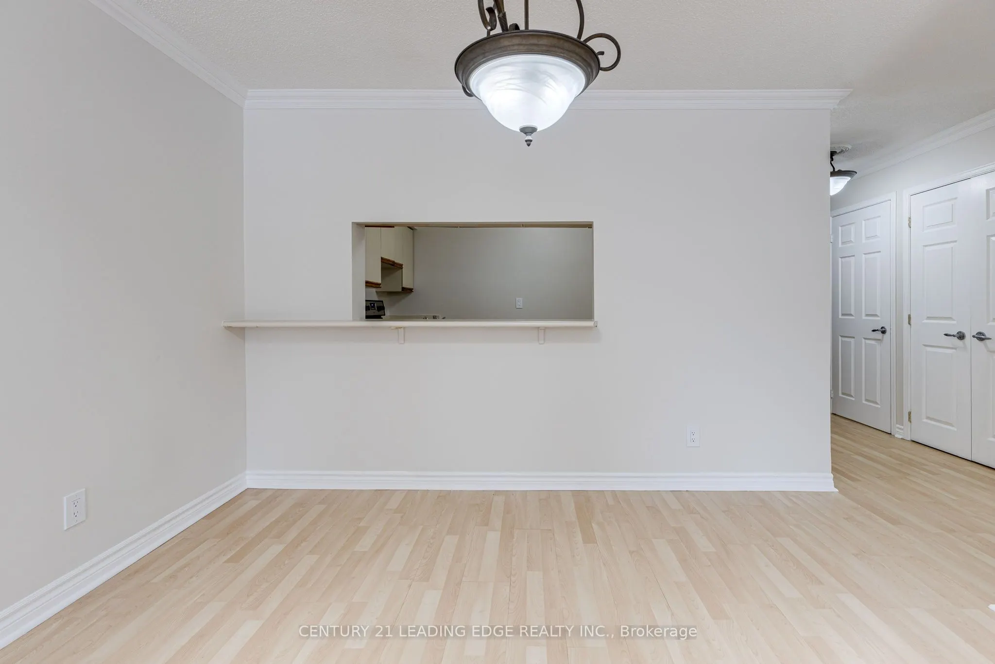 1485 Lakeshore Road E, #115