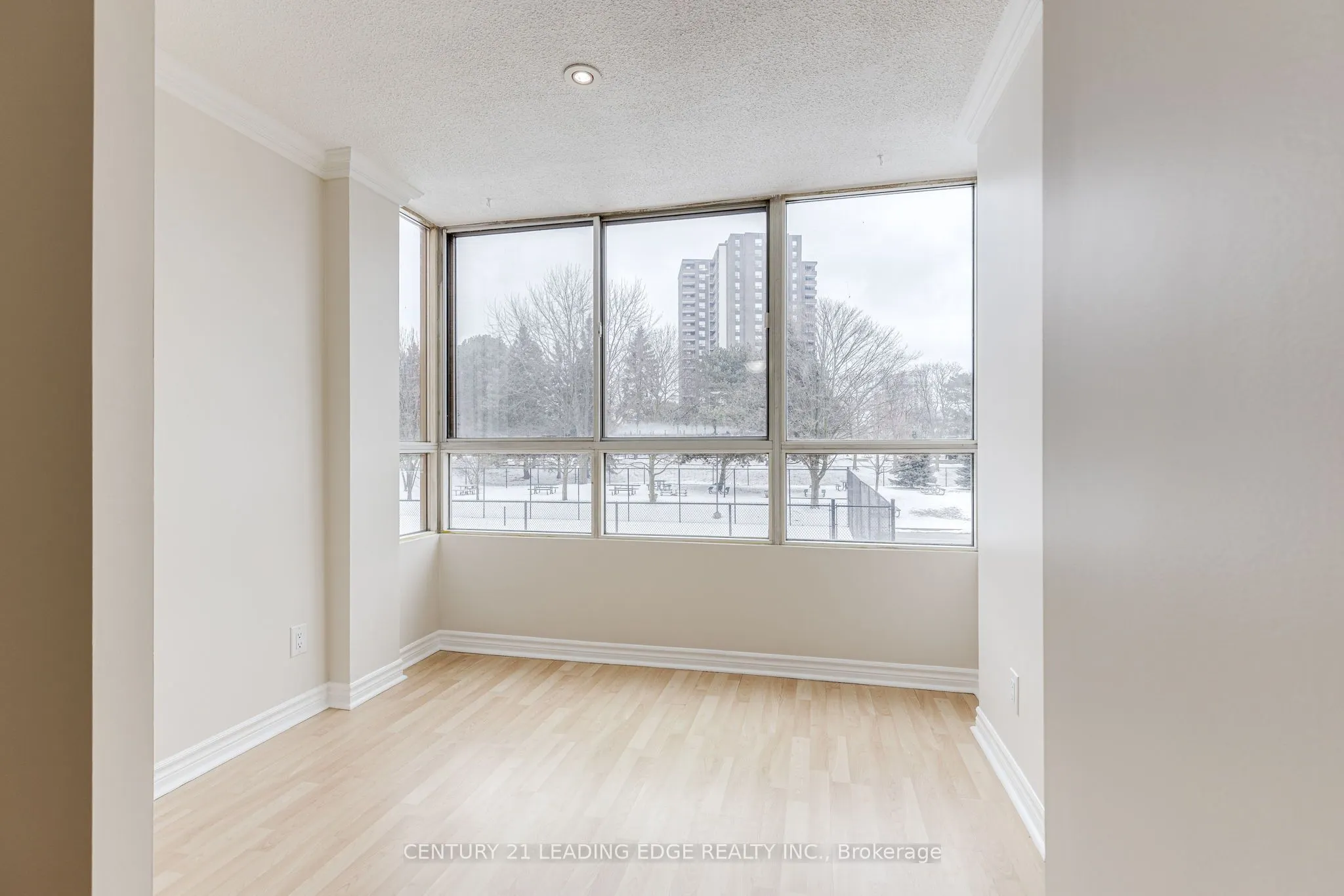 1485 Lakeshore Road E, #115