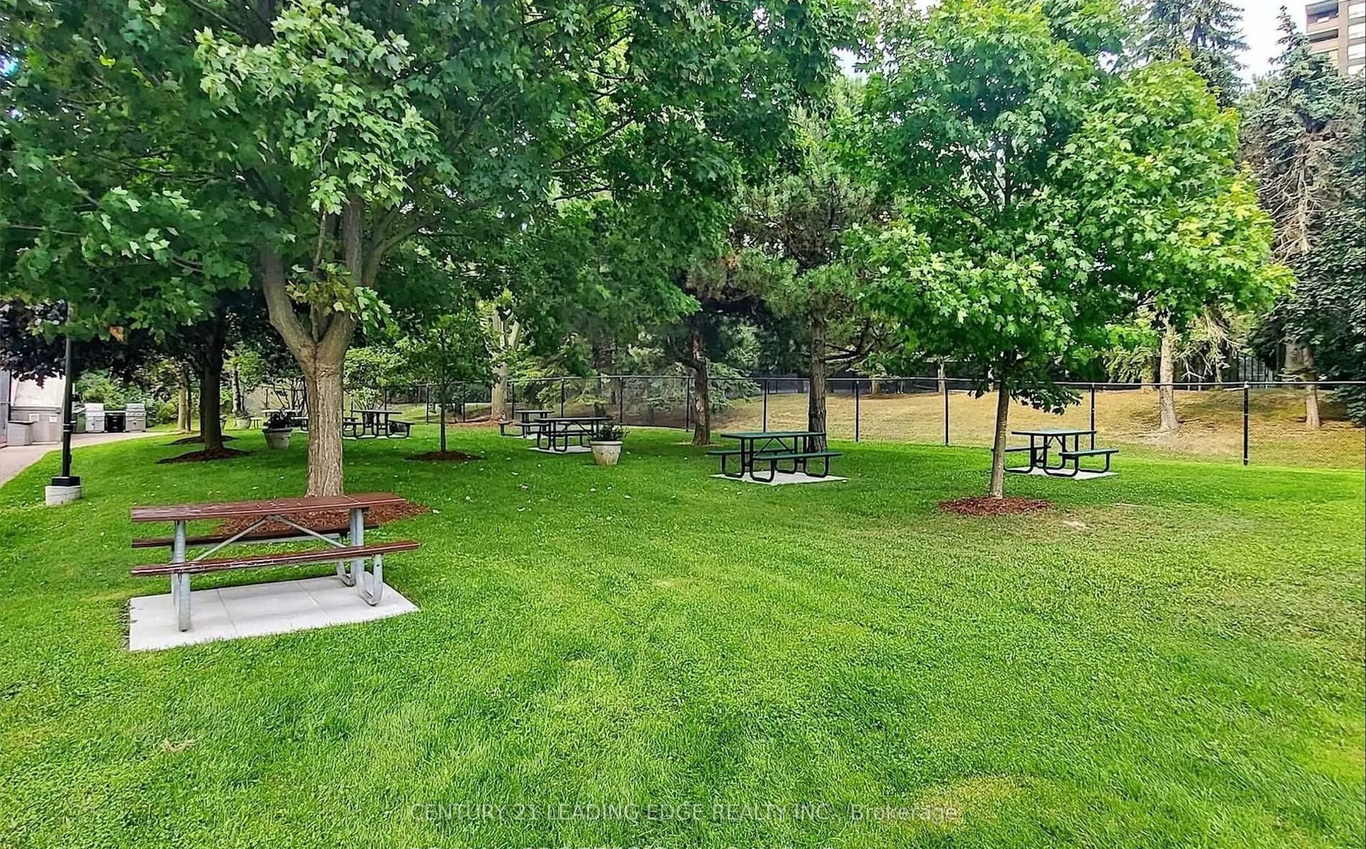 1485 Lakeshore Road E, #115