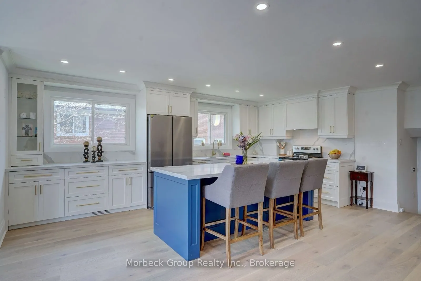 3373 Ellengale Drive