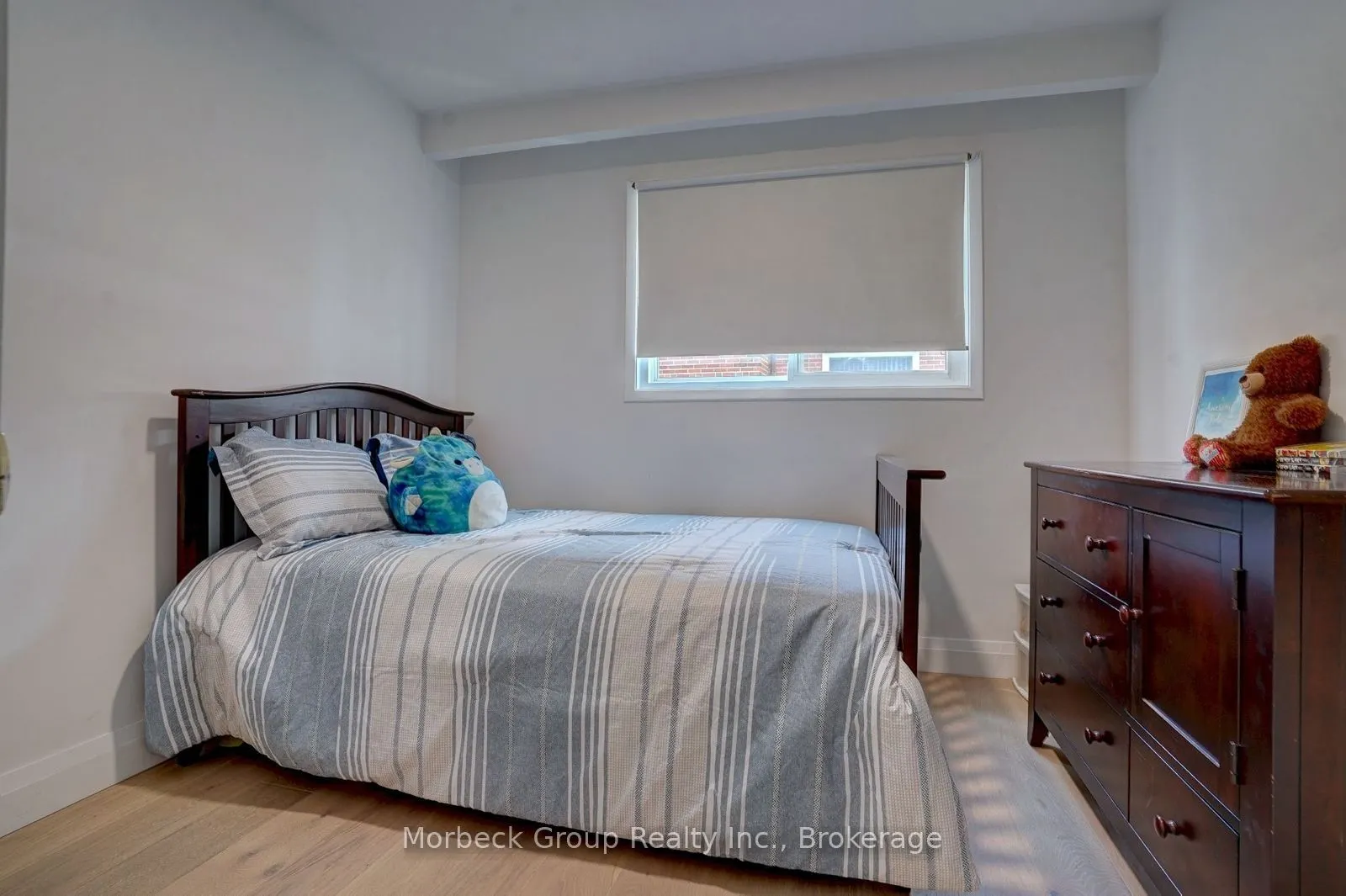 3373 Ellengale Drive