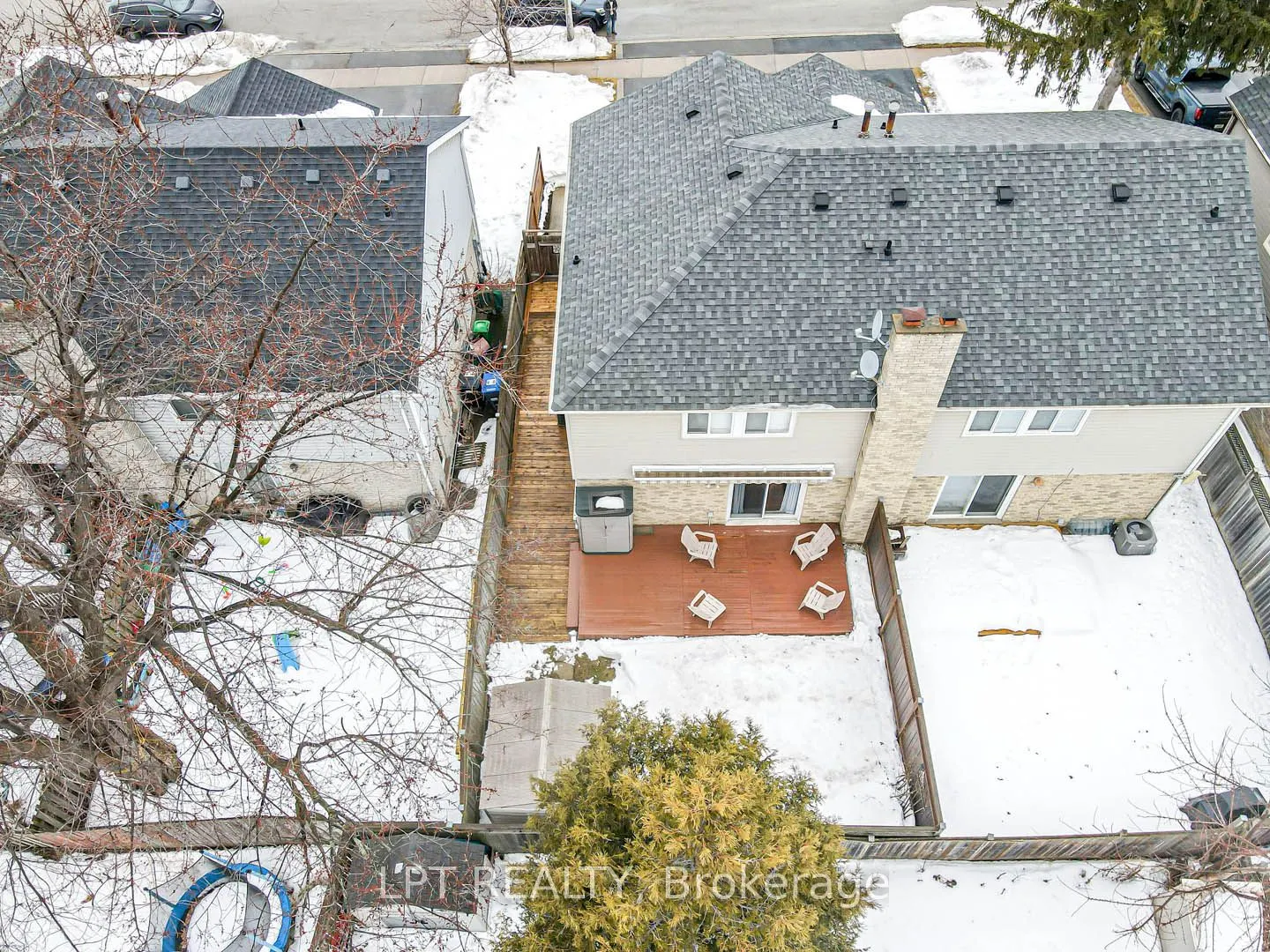 18 Nottawasaga Crescent