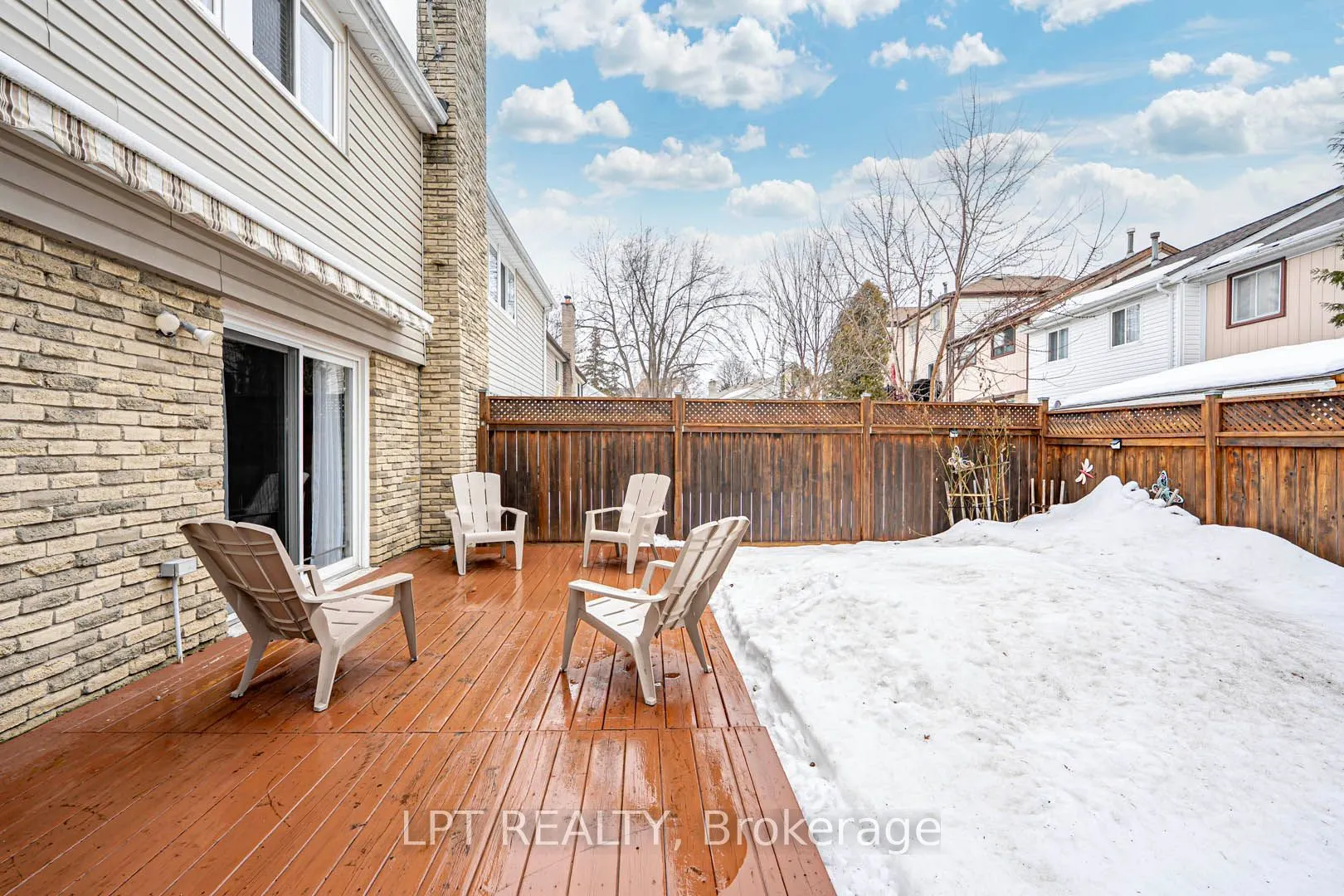 18 Nottawasaga Crescent