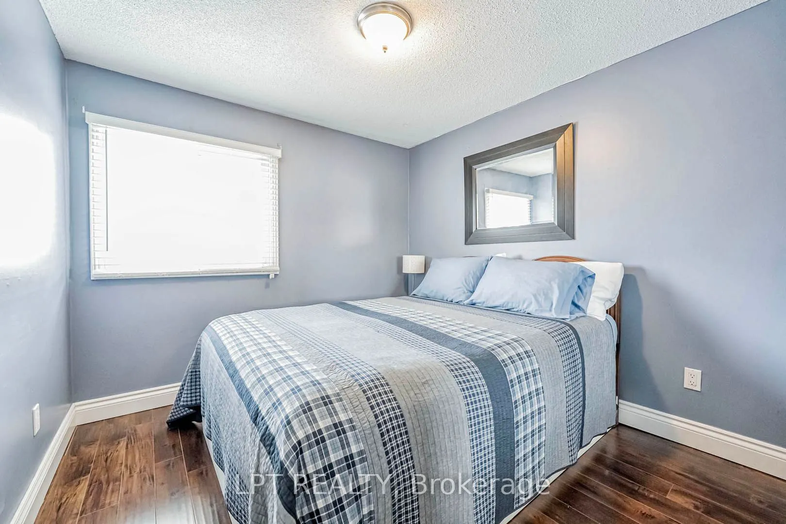 18 Nottawasaga Crescent