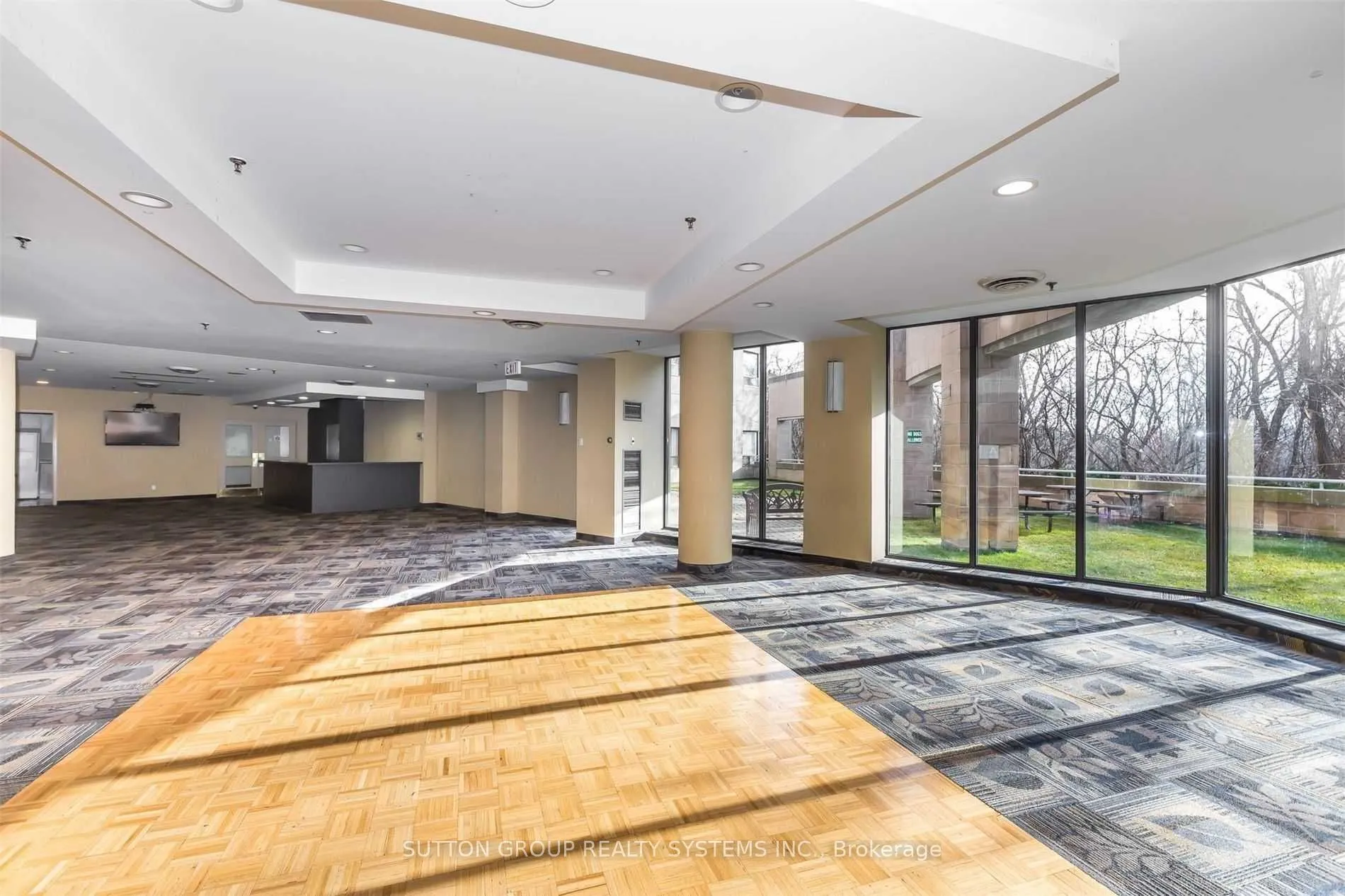 1 Hickory Tree Road, #1810