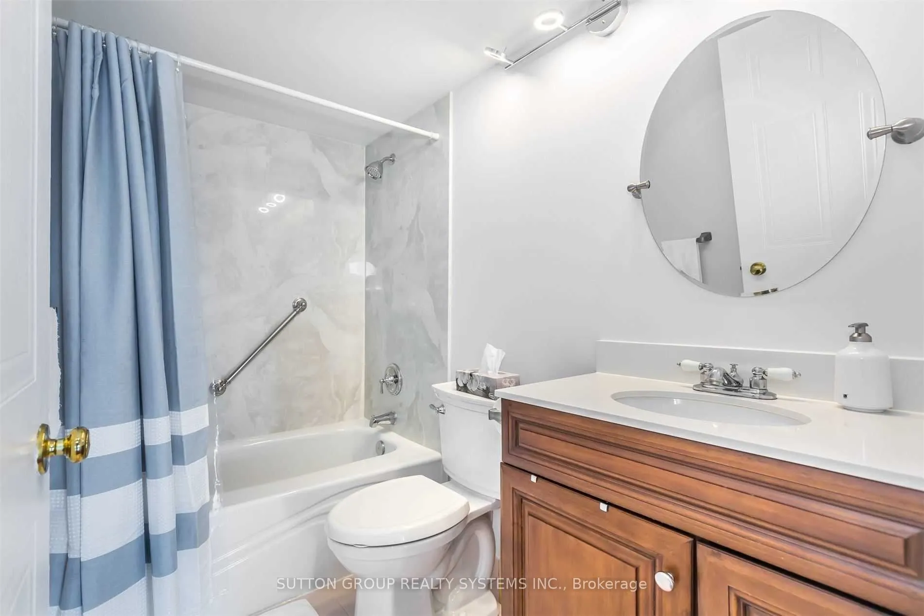 1 Hickory Tree Road, #1810