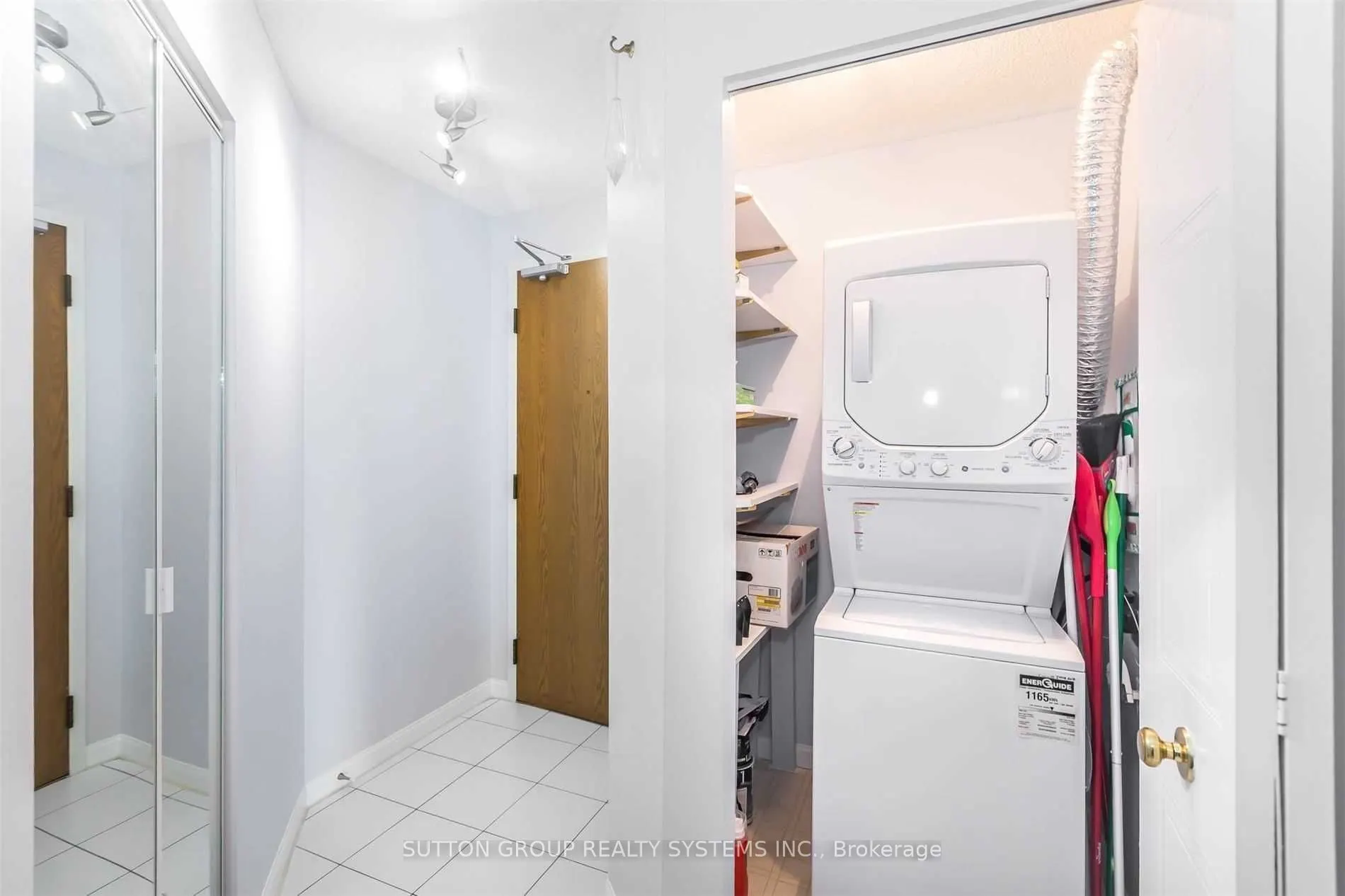 1 Hickory Tree Road, #1810