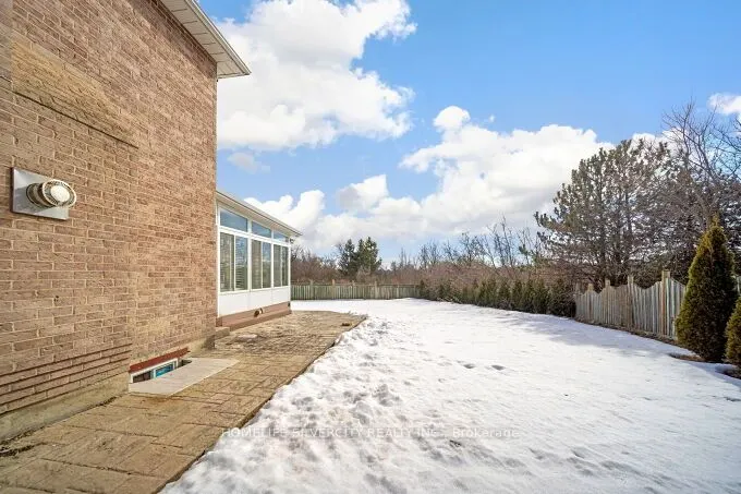 14 Rembrandt Crescent