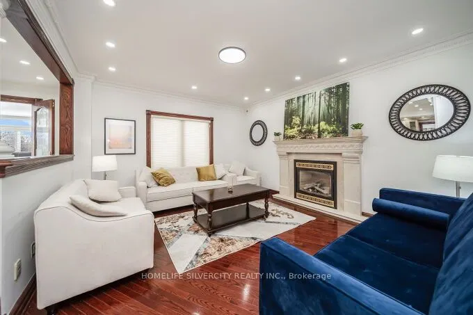 14 Rembrandt Crescent