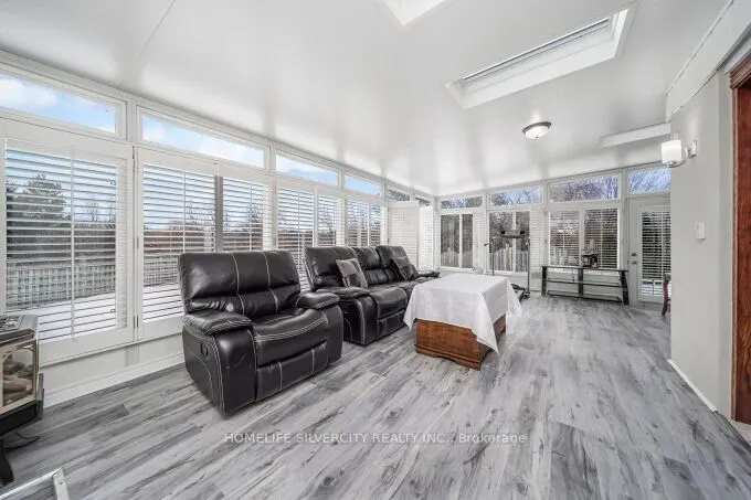 14 Rembrandt Crescent
