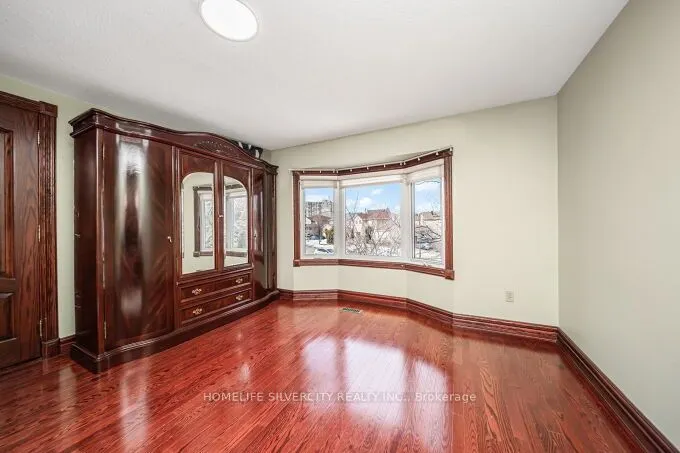 14 Rembrandt Crescent