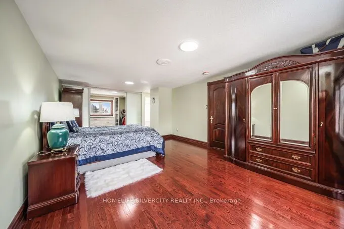 14 Rembrandt Crescent