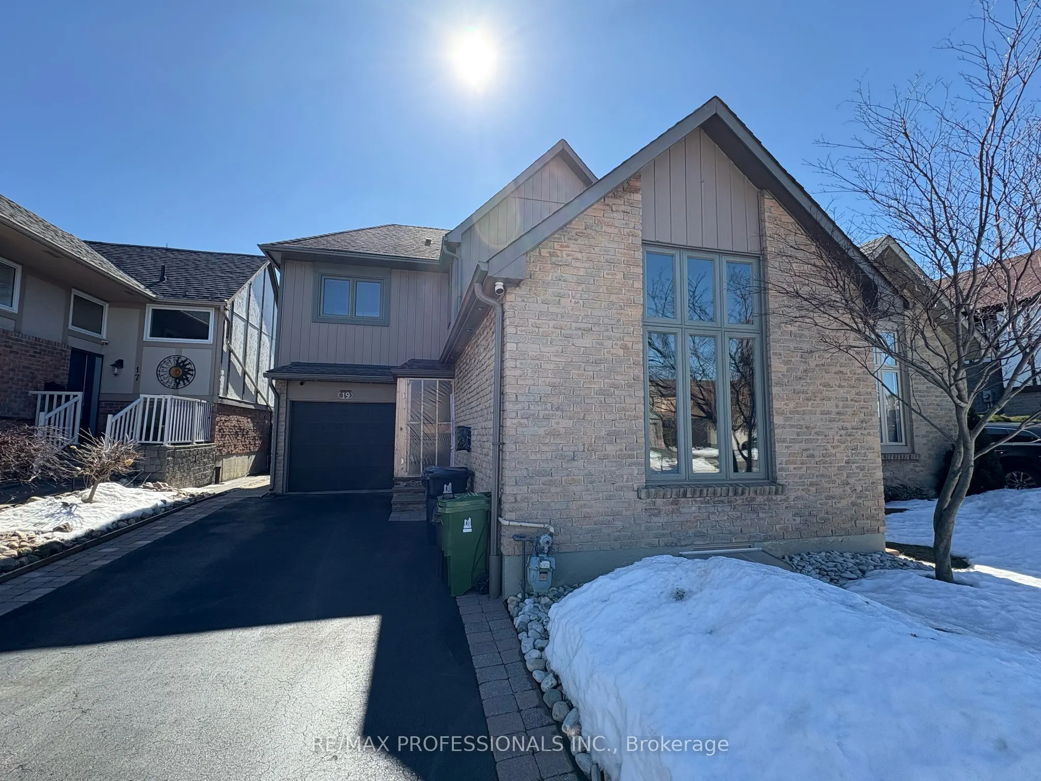 19 Elmbrook Crescent, #Lower