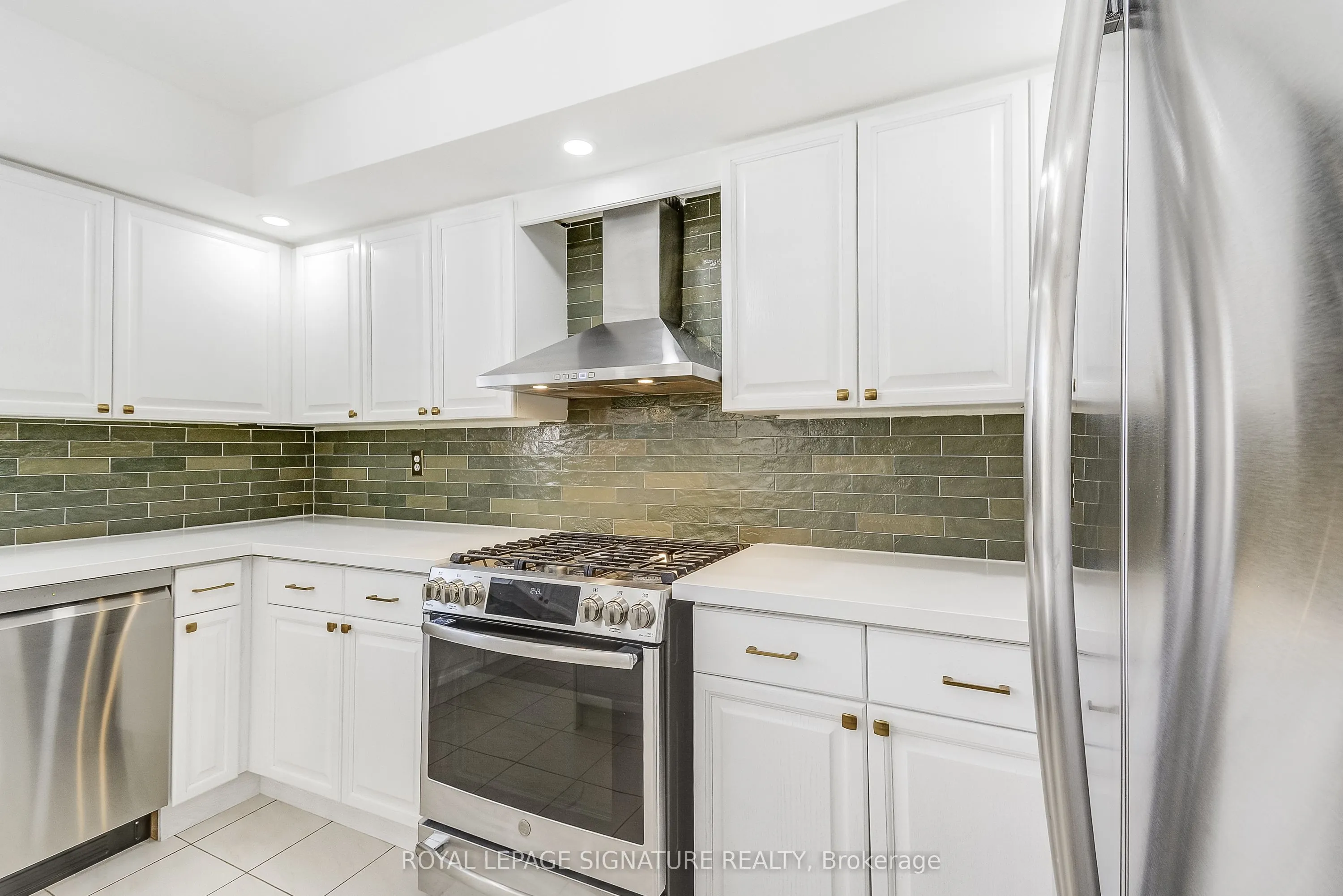 560 Chagall Court