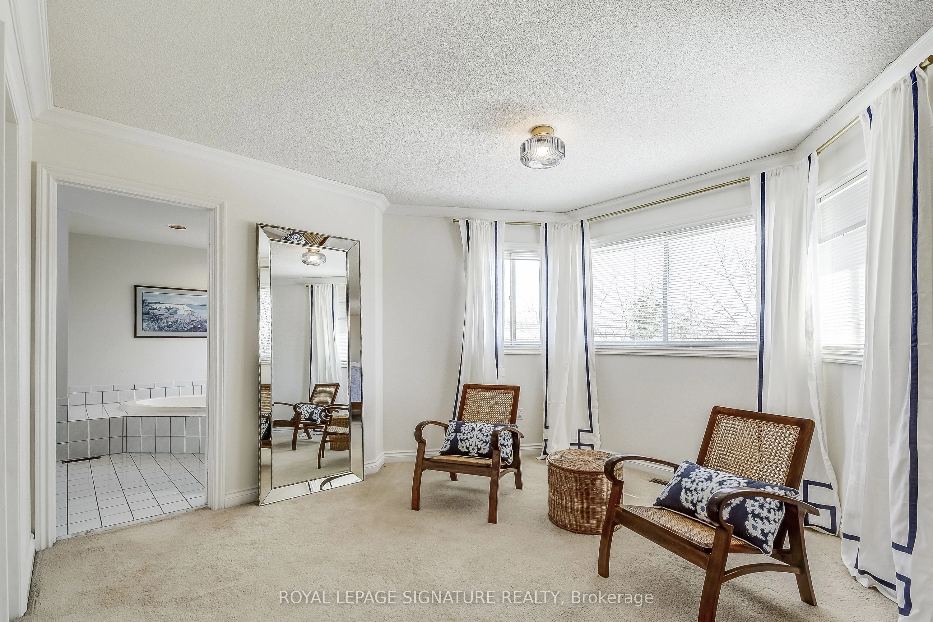 560 Chagall Court