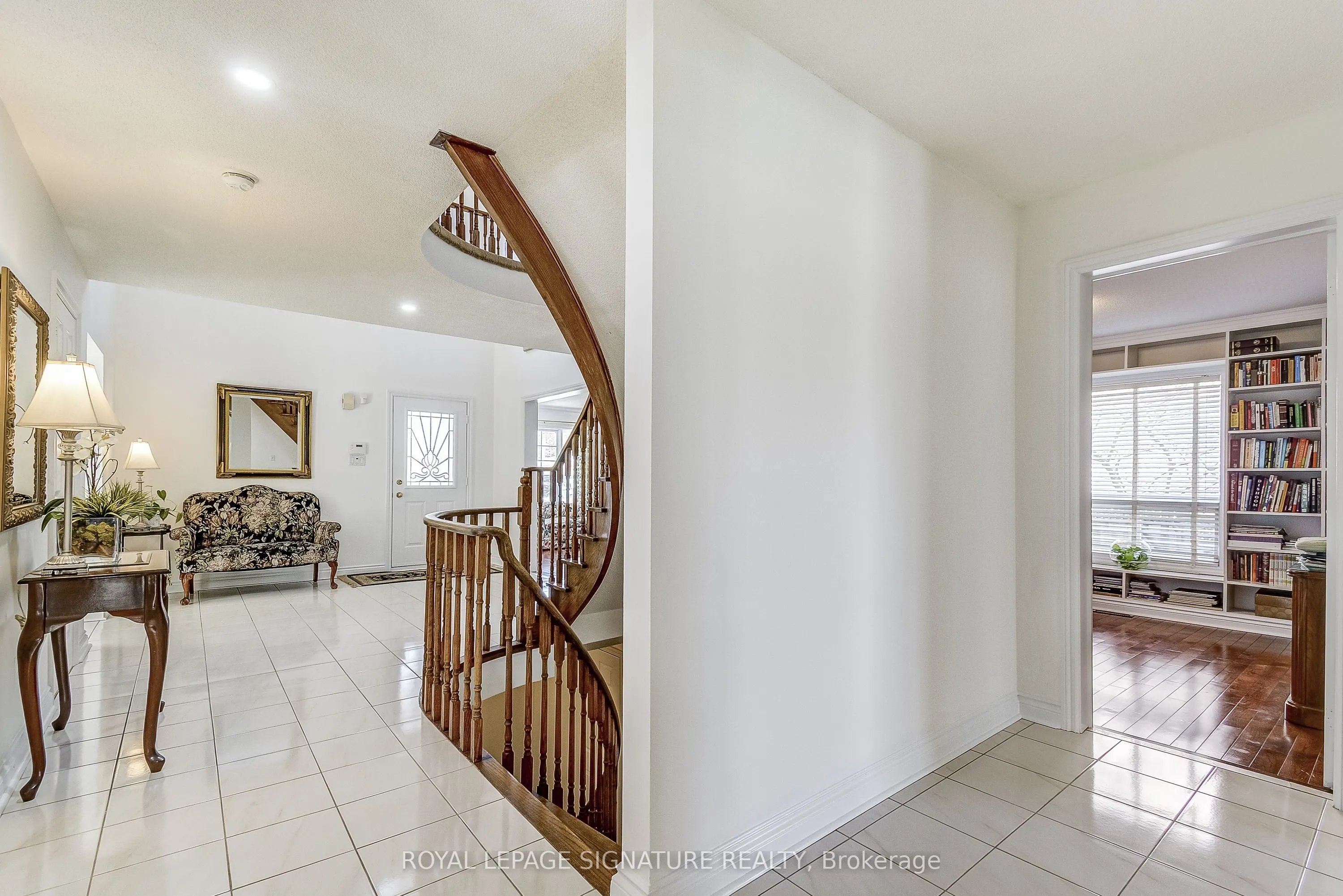 560 Chagall Court
