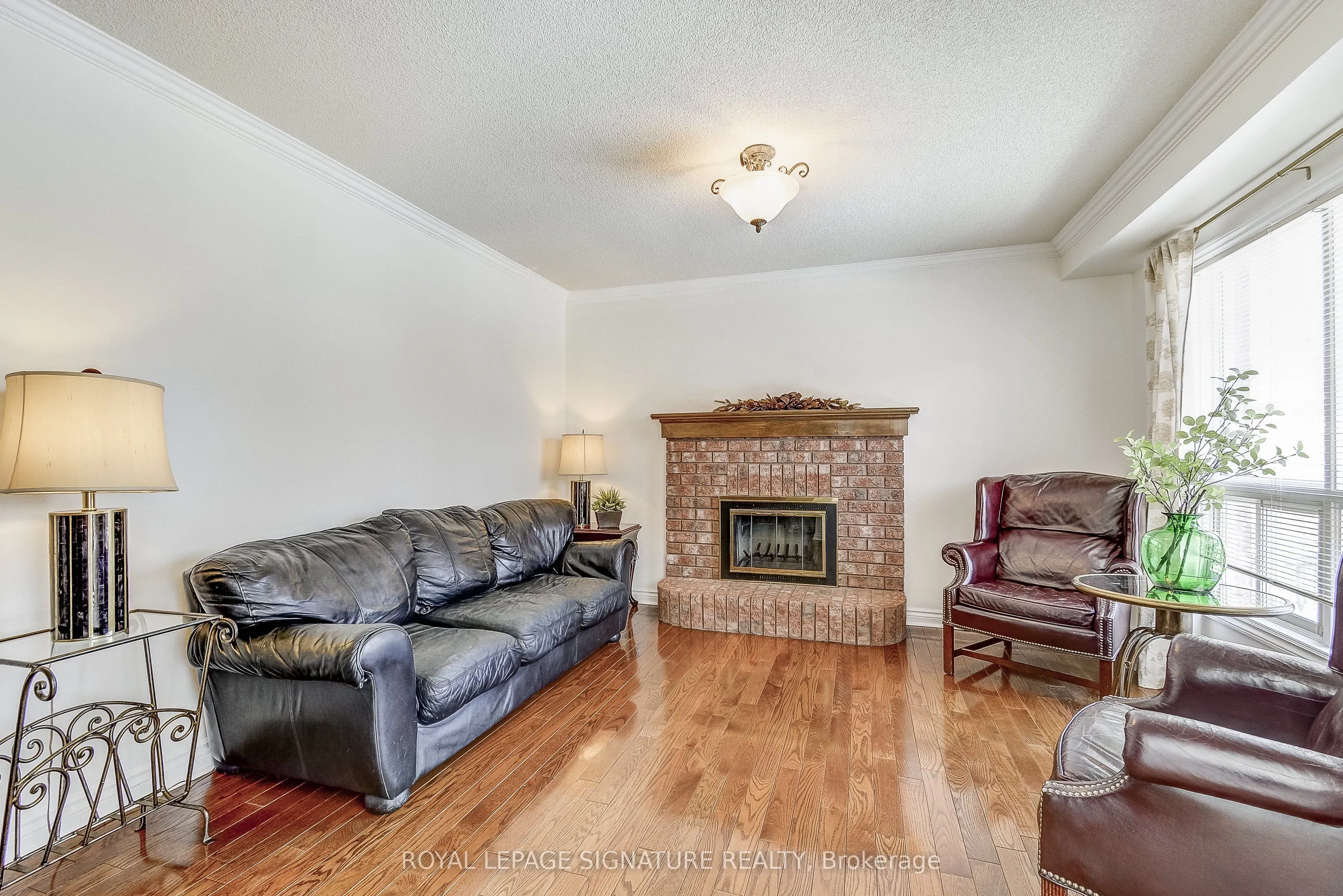 560 Chagall Court