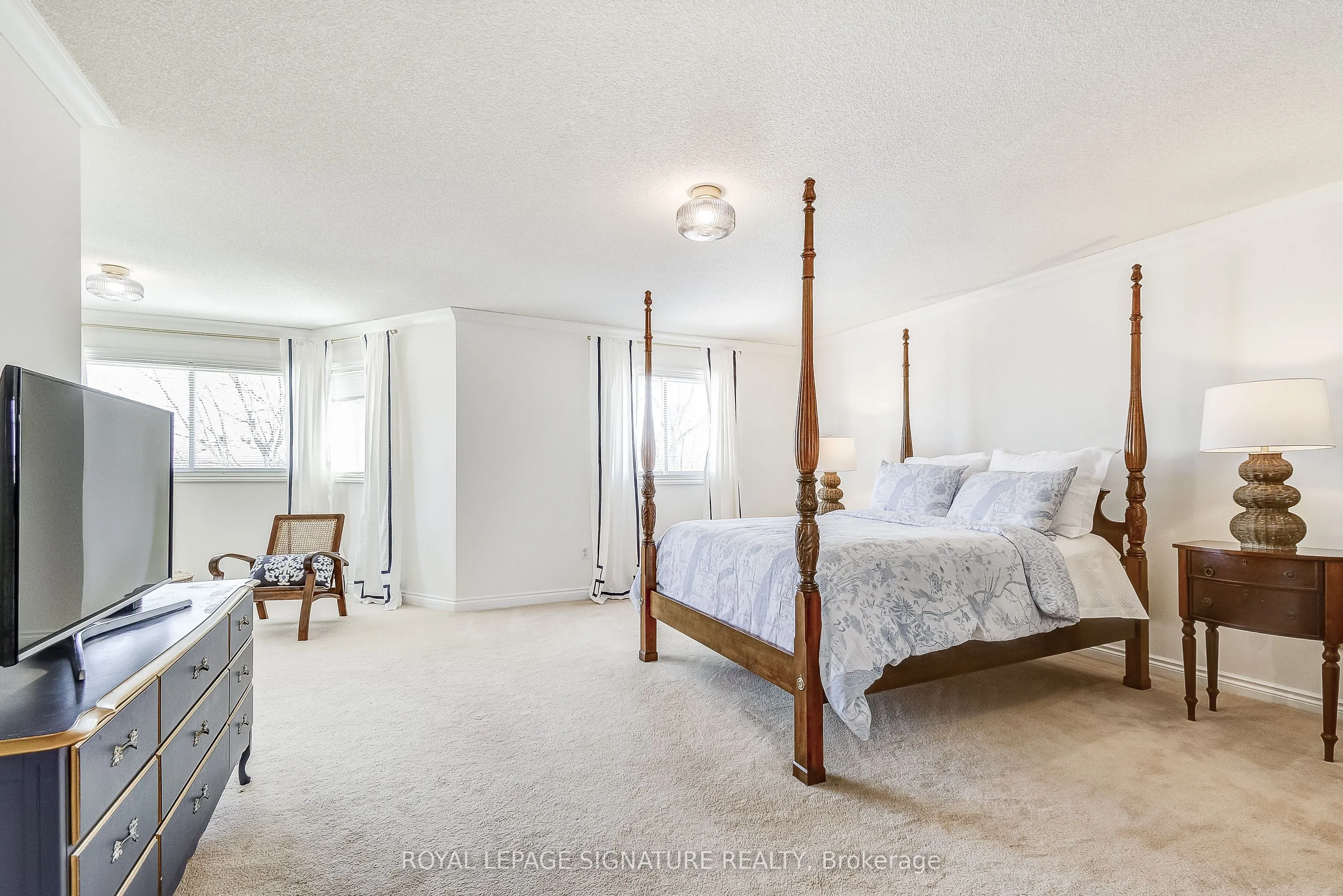 560 Chagall Court