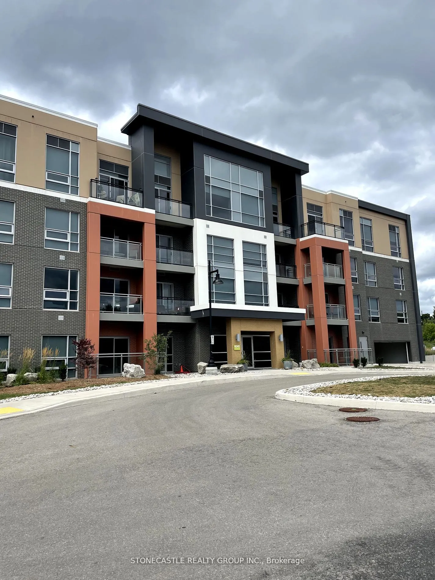 4040 Upper Middle Road, #107