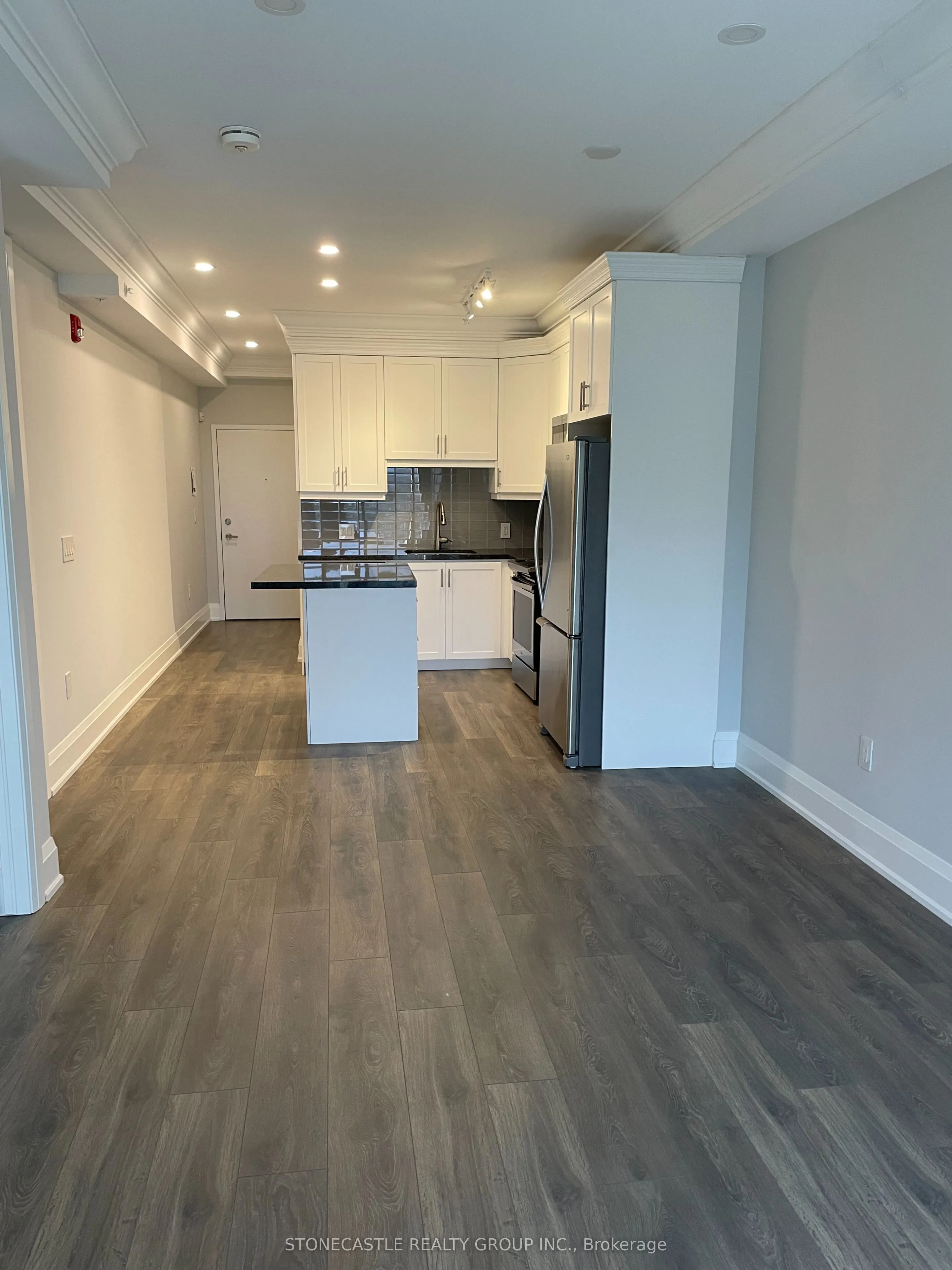 4040 Upper Middle Road, #308