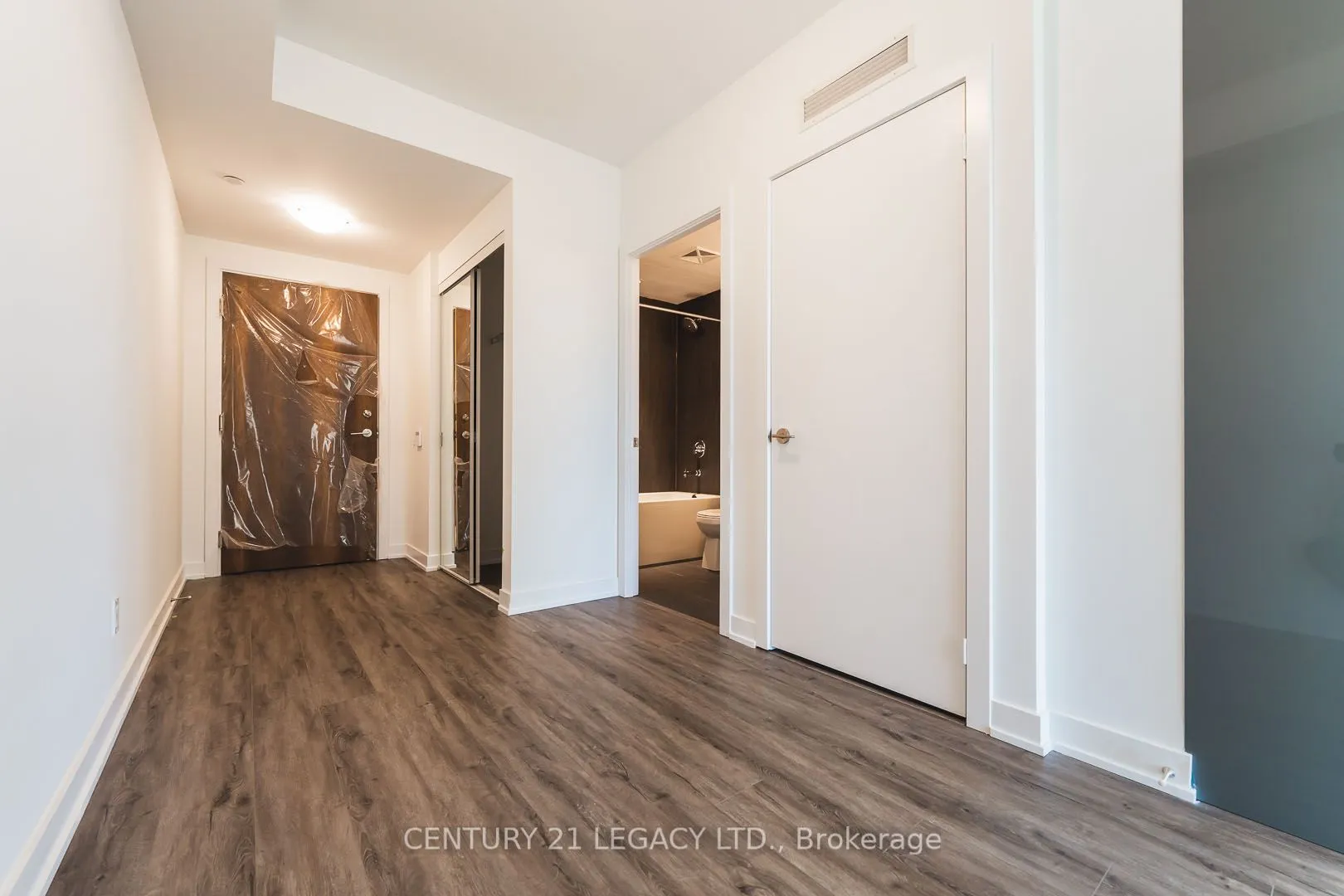 251 Manitoba Street, #1808
