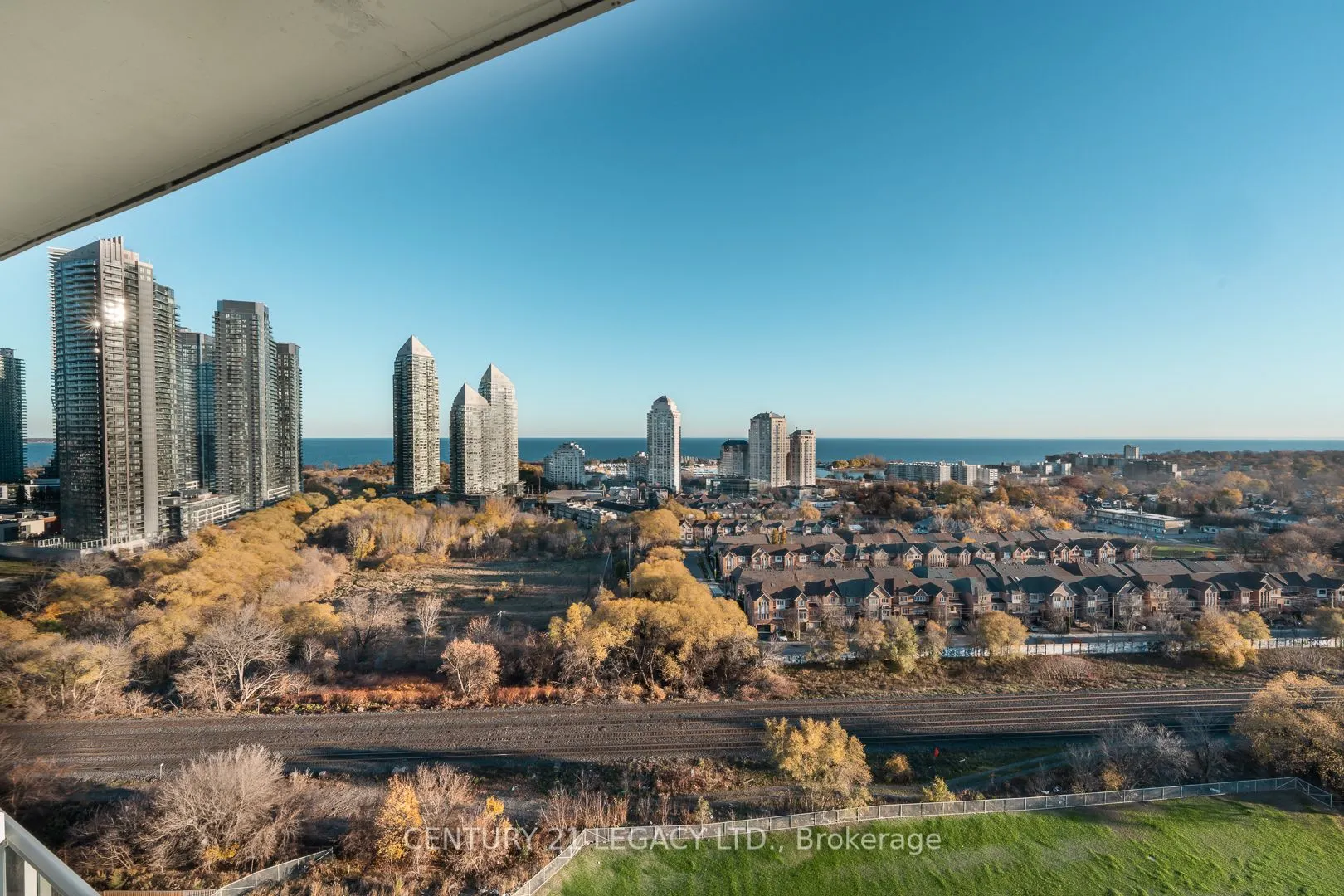 251 Manitoba Street, #1808