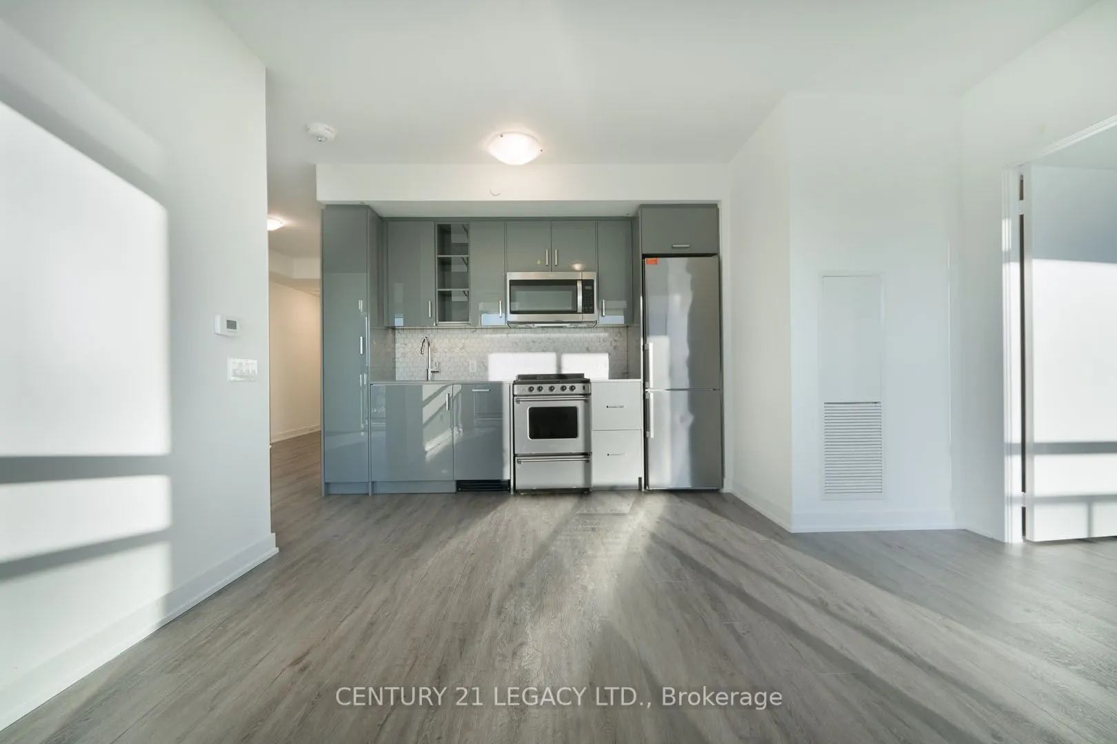 251 Manitoba Street, #1808