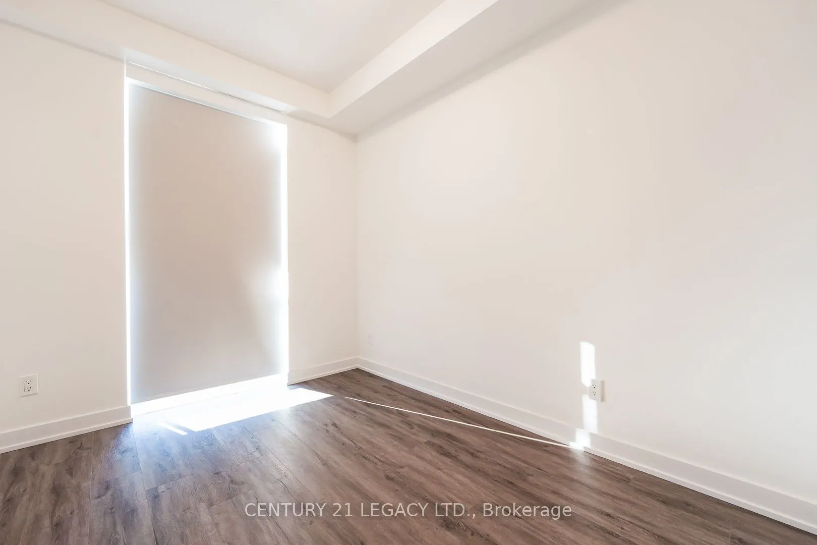 251 Manitoba Street, #1808