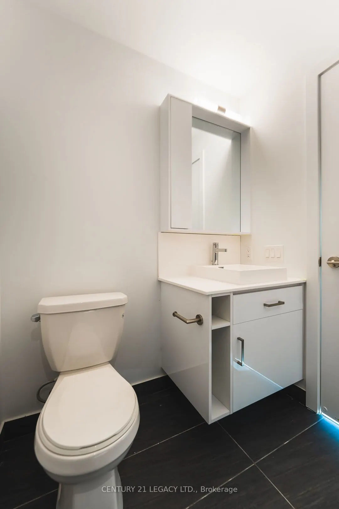 251 Manitoba Street, #1808